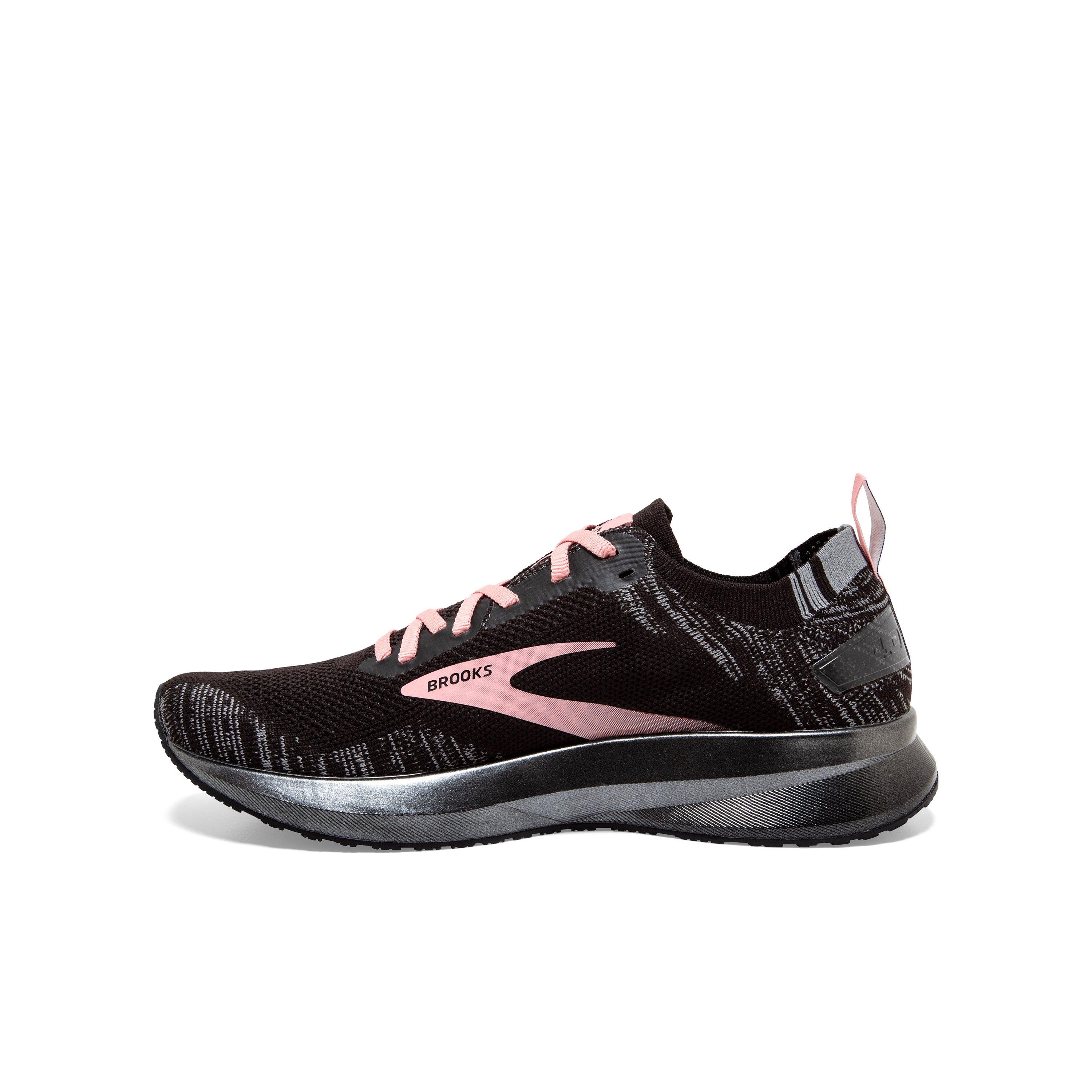 hibbett sports brooks shoes