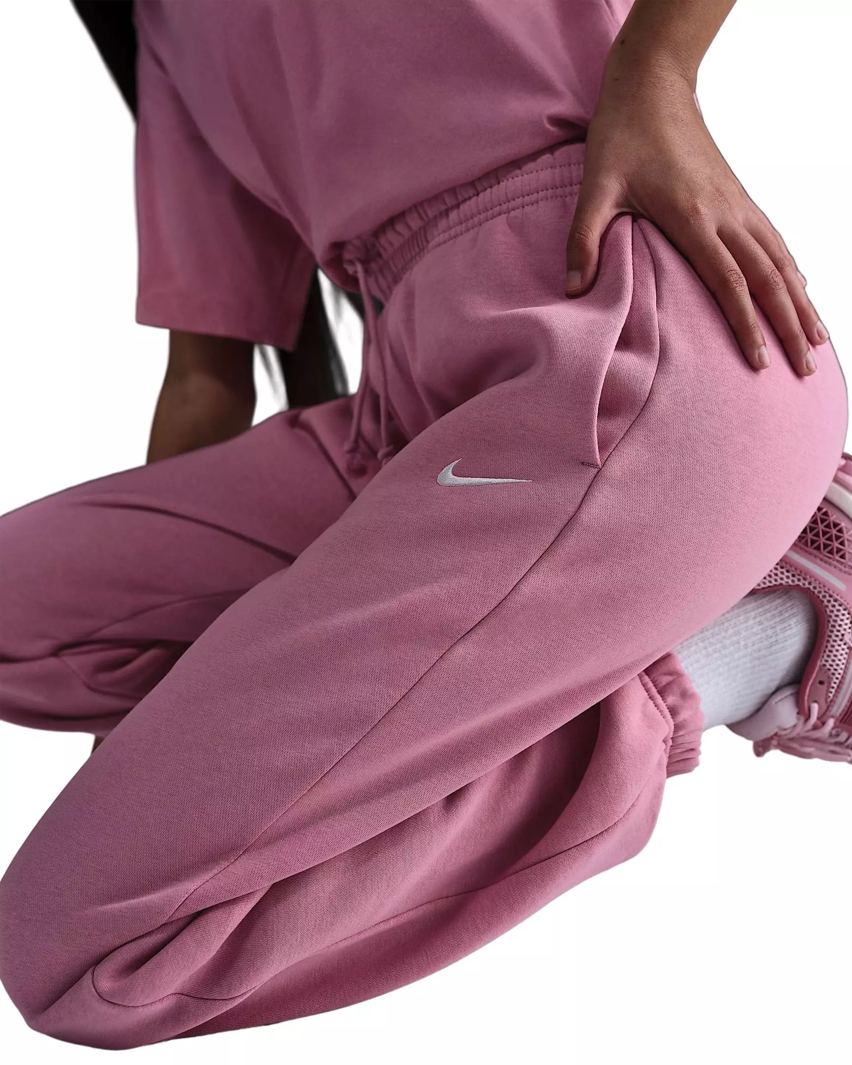 Nike Women's Sportswear Phoenix Fleece High-Waisted Oversized Sweatpants - Pink - PINK