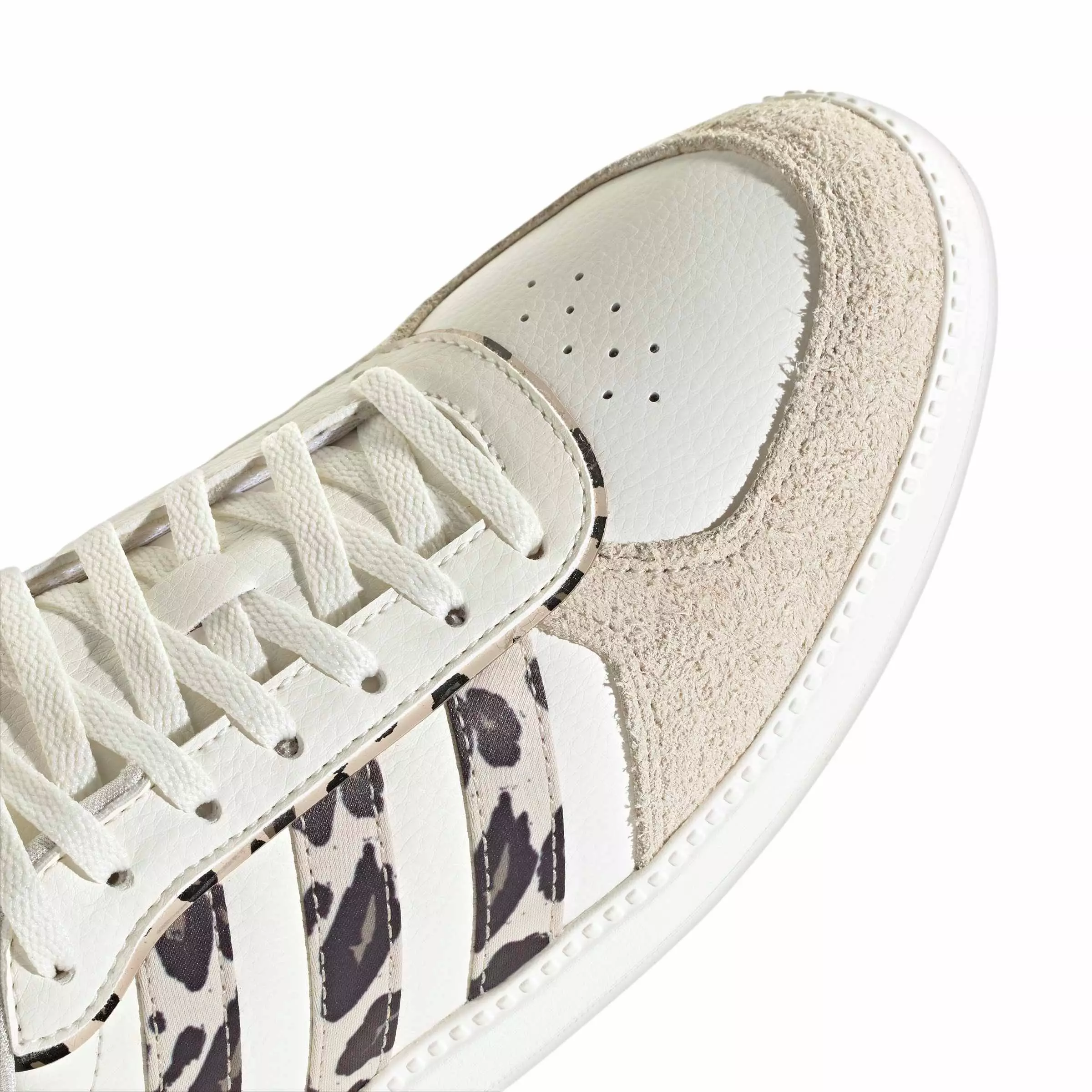 adidas Breaknet Sleek "Core White/Crystal Linen/Khaki Six" Women's Shoe - WHITE/LINEN/KHAKI