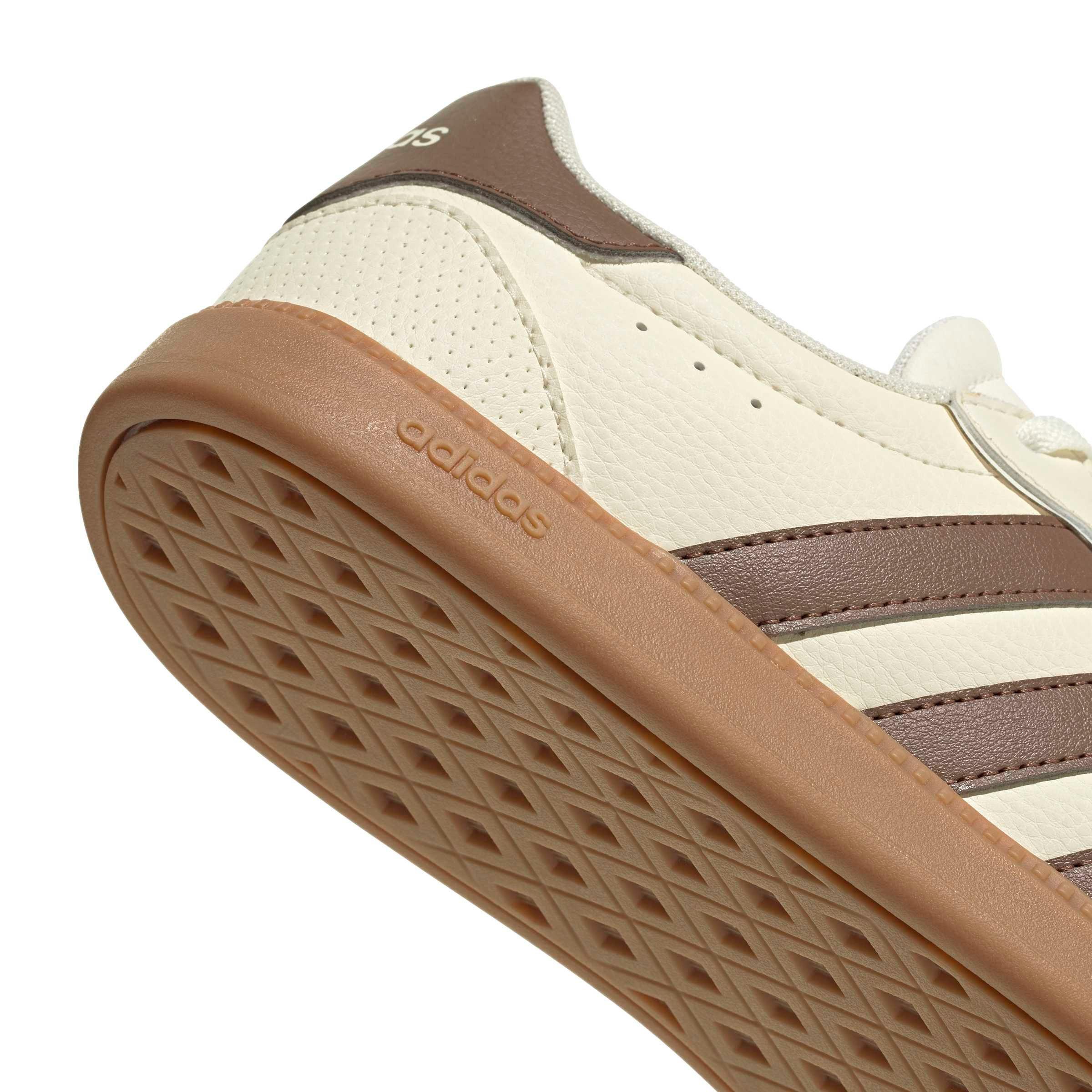 adidas Breaknet Sleek "Cream White/Preloved Brown/Gum 10" Women's Shoe - CREAM/BROWN/GUM