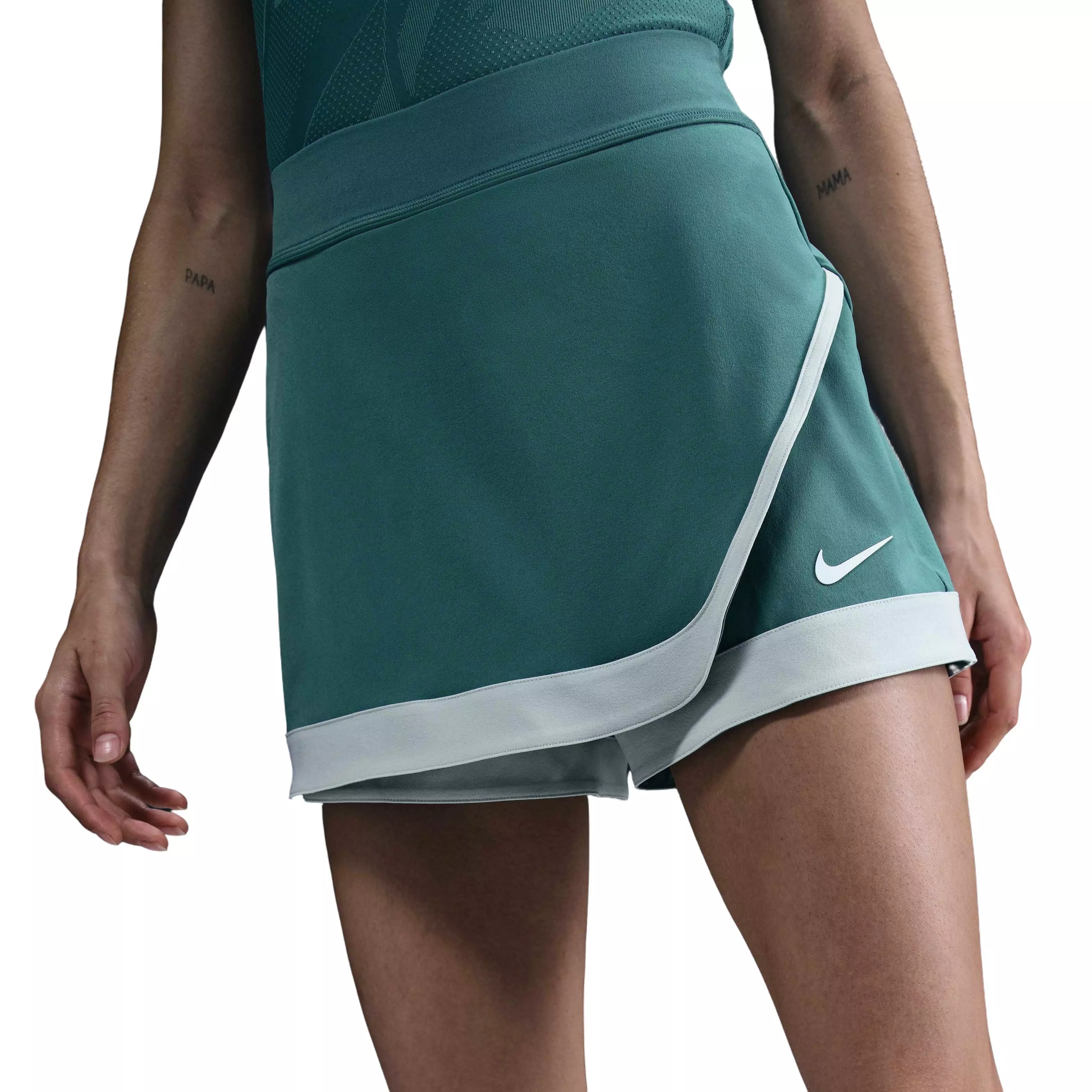 Nike Women's Court Dri-Fit Slam Tennis Skort-Green - GREEN