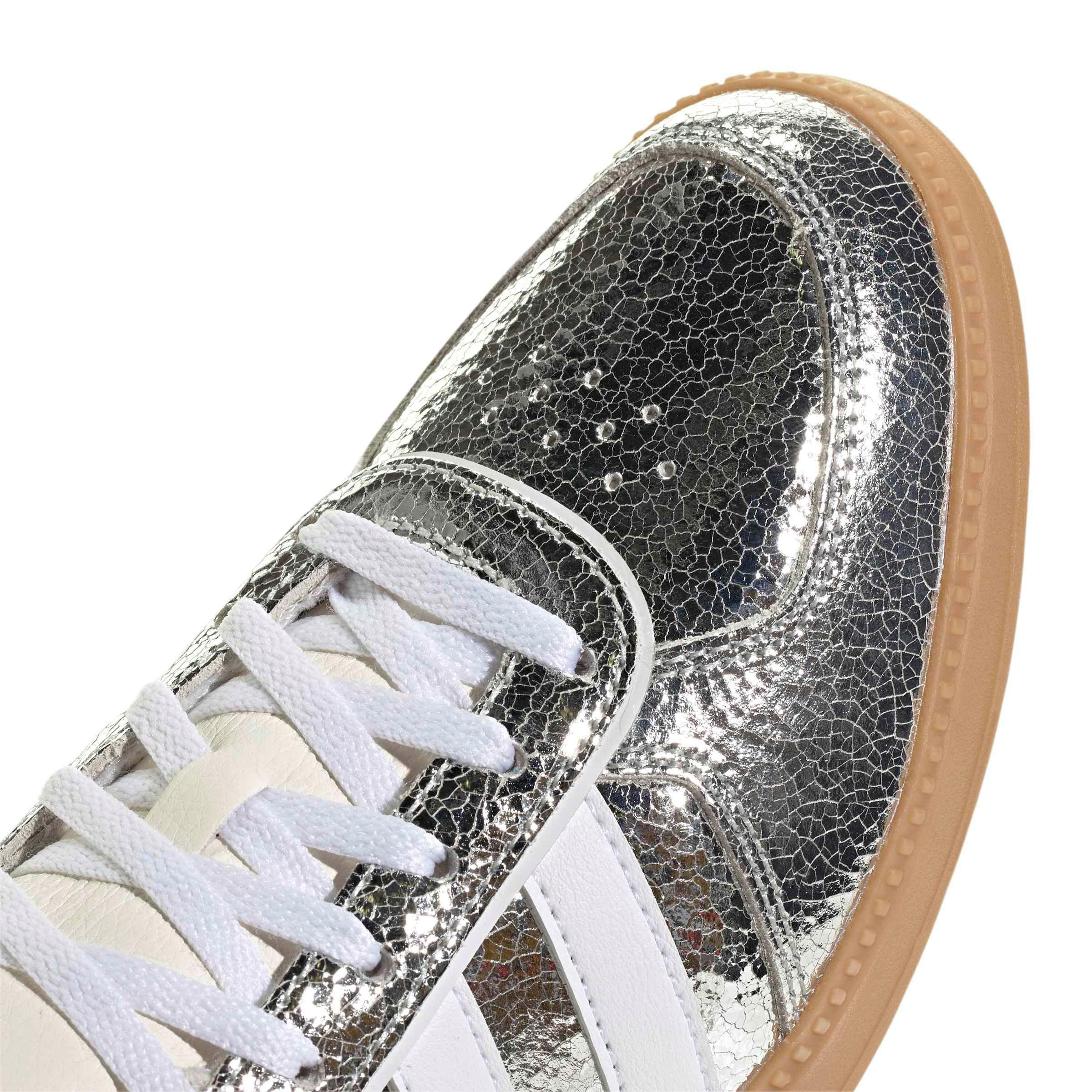 adidas Breaknet Sleek "Silver Metallic/Ftwr White/Gum 3" Women's Shoe - SILVER/WHITE/GUM