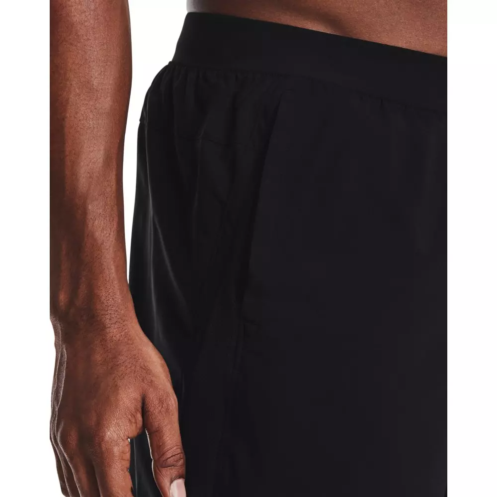 Under Armour Men's Launch Run 7" Shorts - BLACK