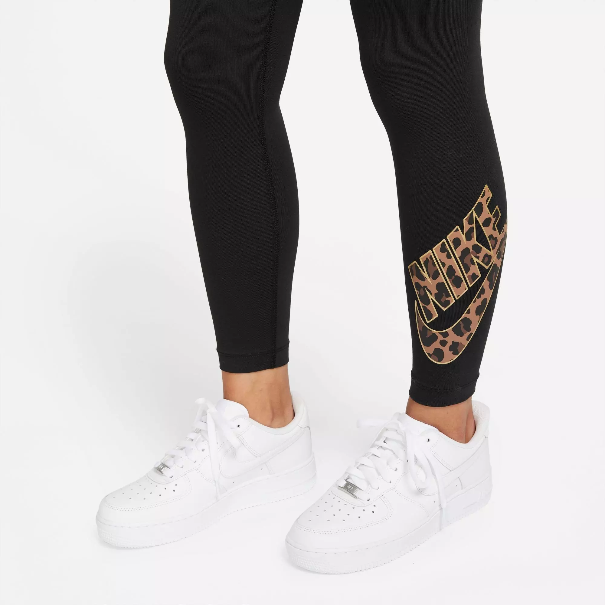 Nike Women's Sportswear Printed Leggings-Black - BLACK