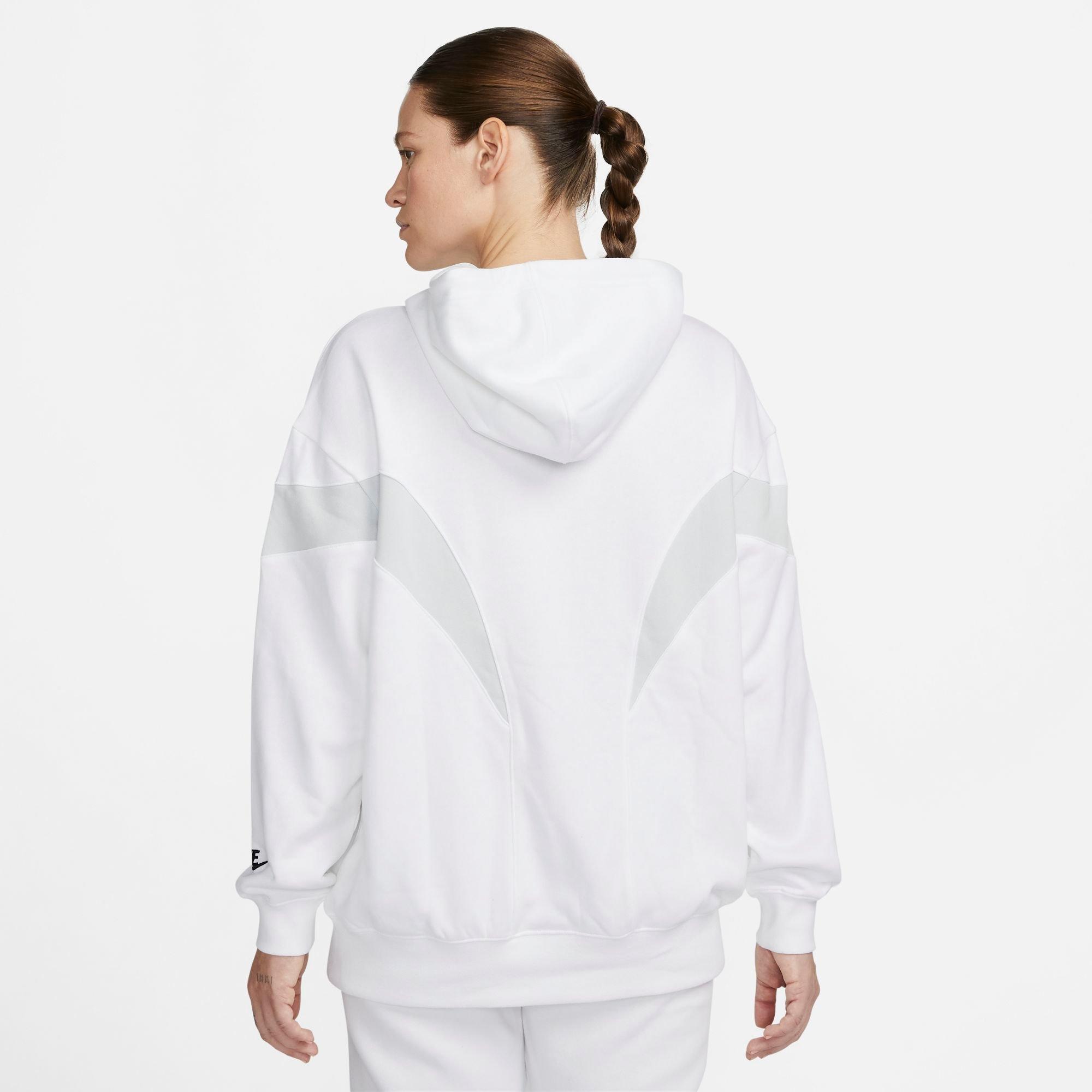 Nike Women's Hoodies & Sweatshirts for sale in Atlanta, Georgia