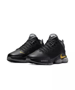 Nike LeBron 19 University Gold/Black Men's Basketball Shoe - Hibbett