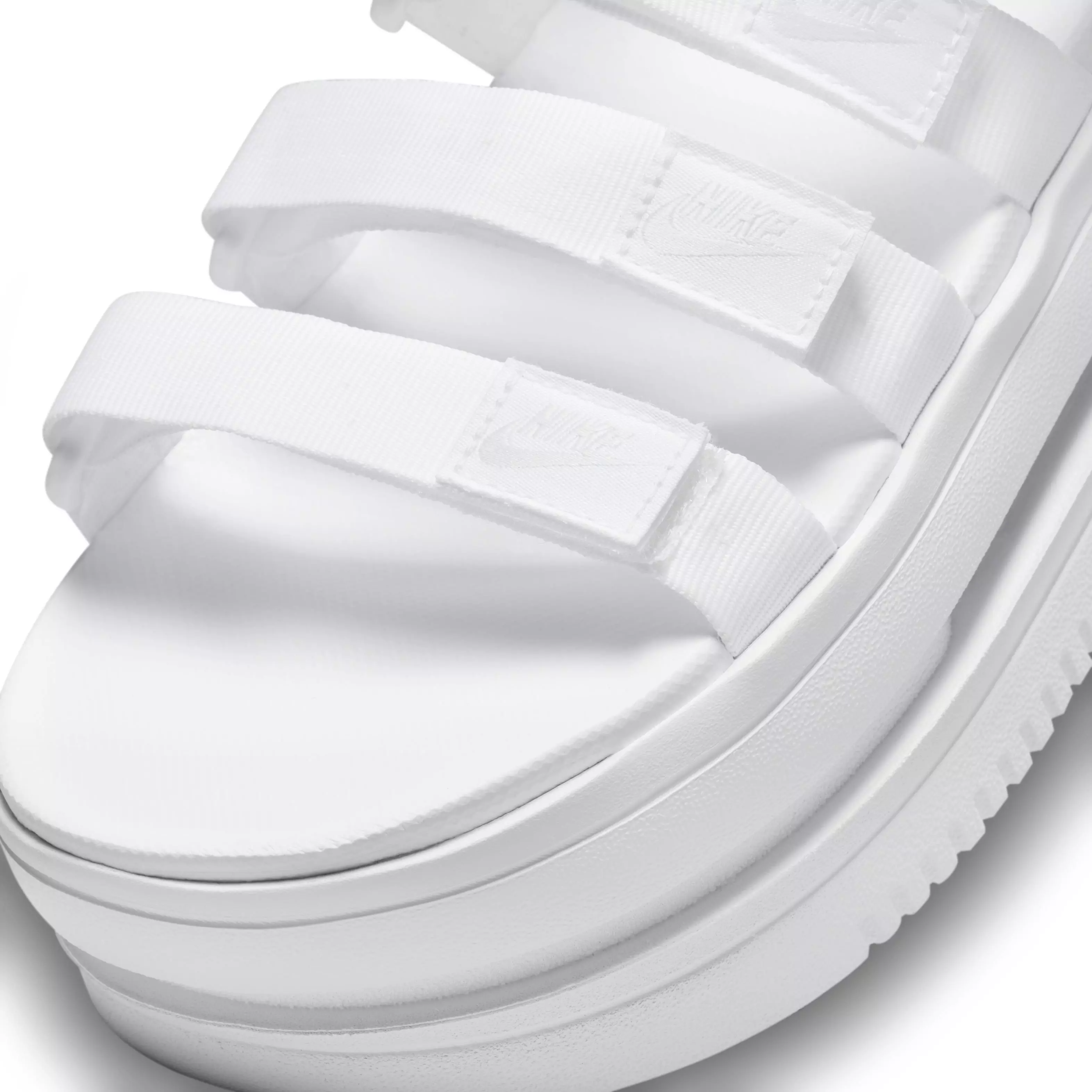 Nike Icon Classic "White/Pure Platinum/White" Women's Sandal - WHITE