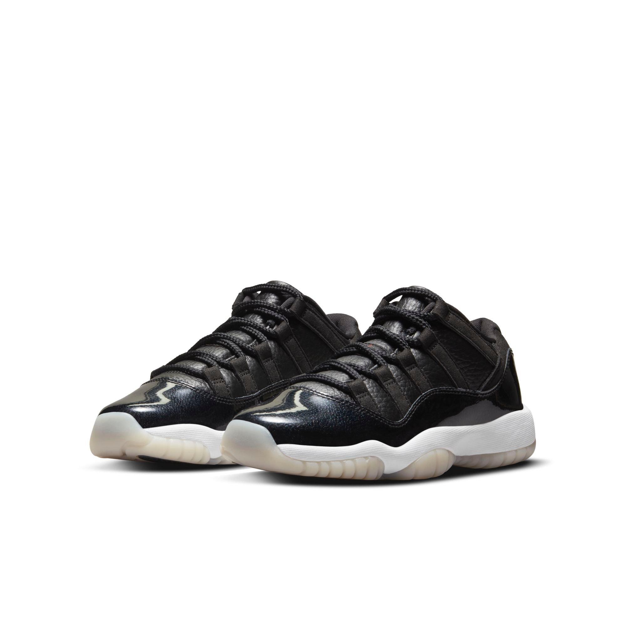 Black white low outlet top 11s