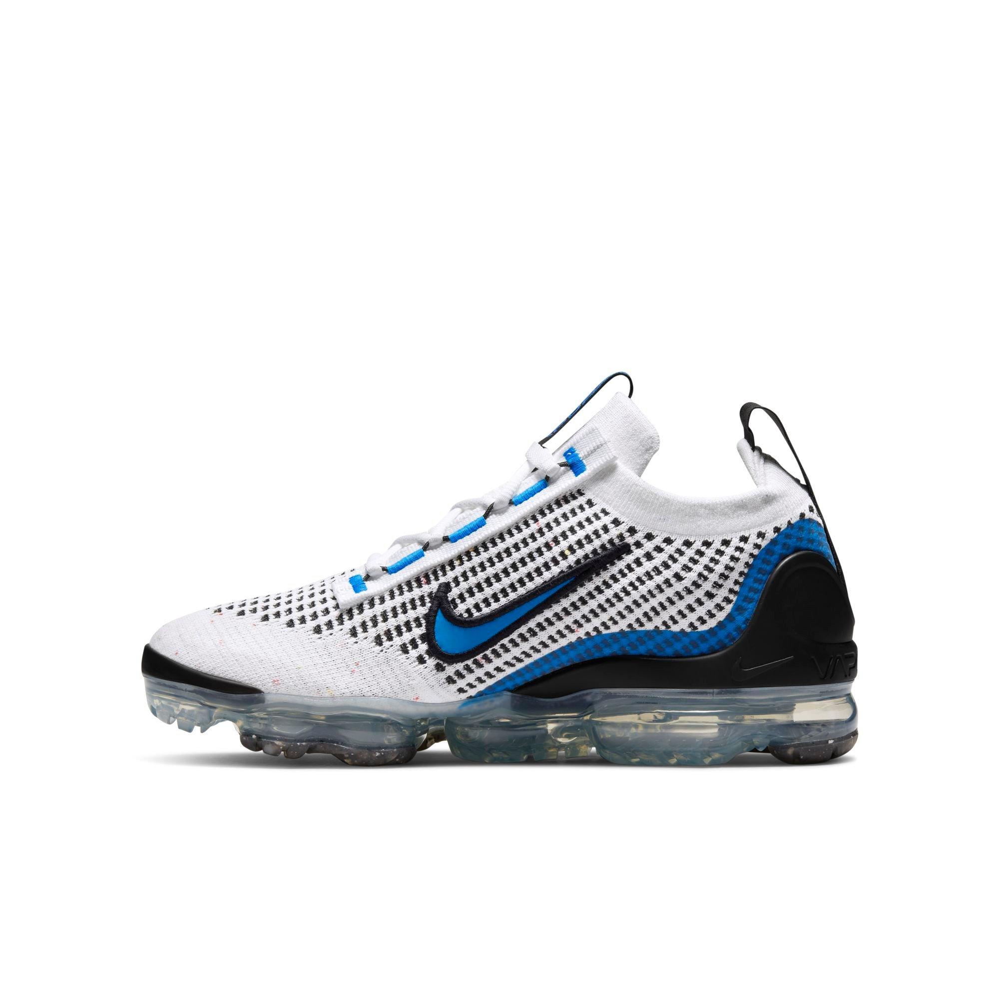 Boys blue vapormax on sale