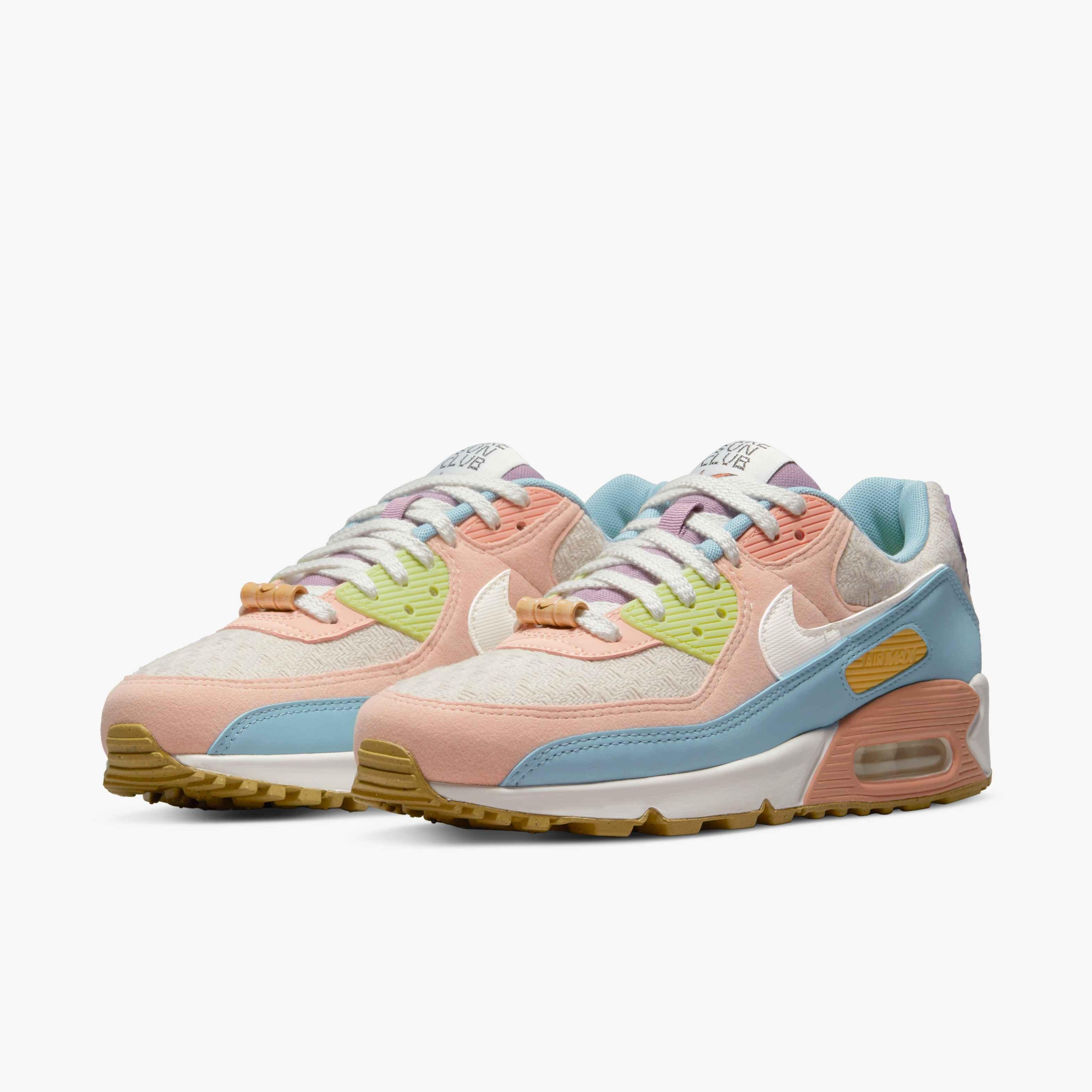 Nike Air Max 90 SE Women's Shoes.