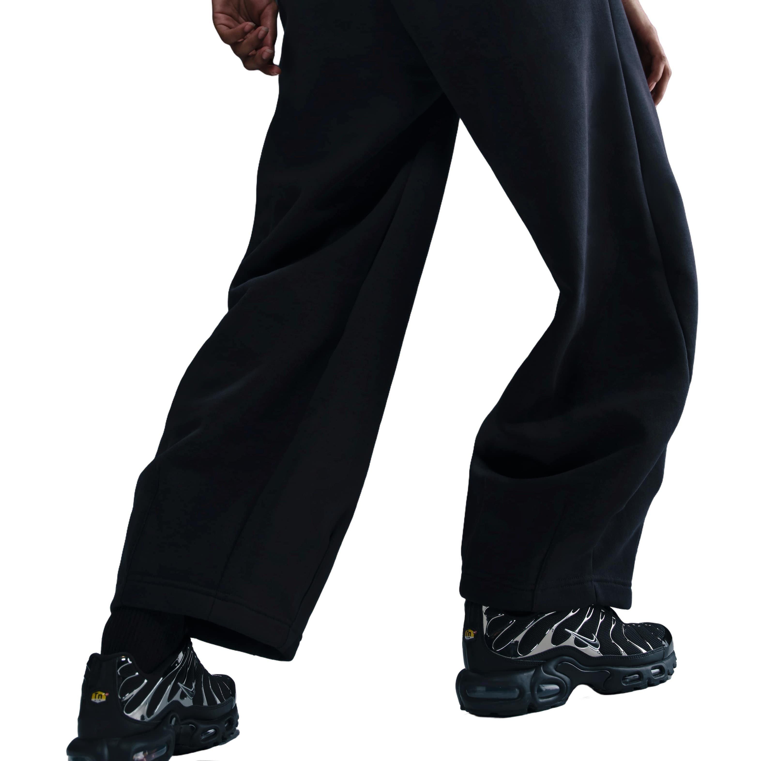 Nike Women's Sportswear Phoenix Fleece Mid-Rise Oversized Tapered Pants - Black - BLACK Thumbnail View 4