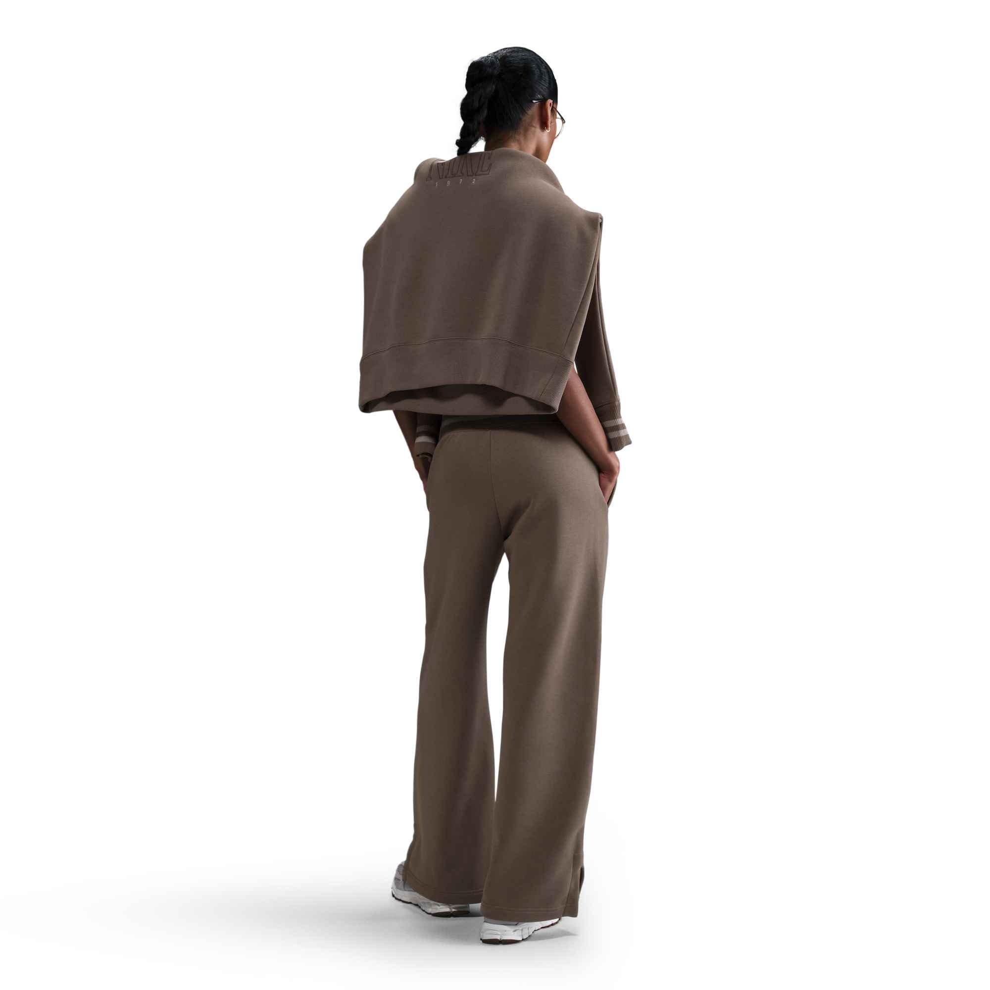 Nike Women's Sportswear Phoenix Fleece Oversized Crewneck Sweat Pants-Brown - BROWN Thumbnail View 5