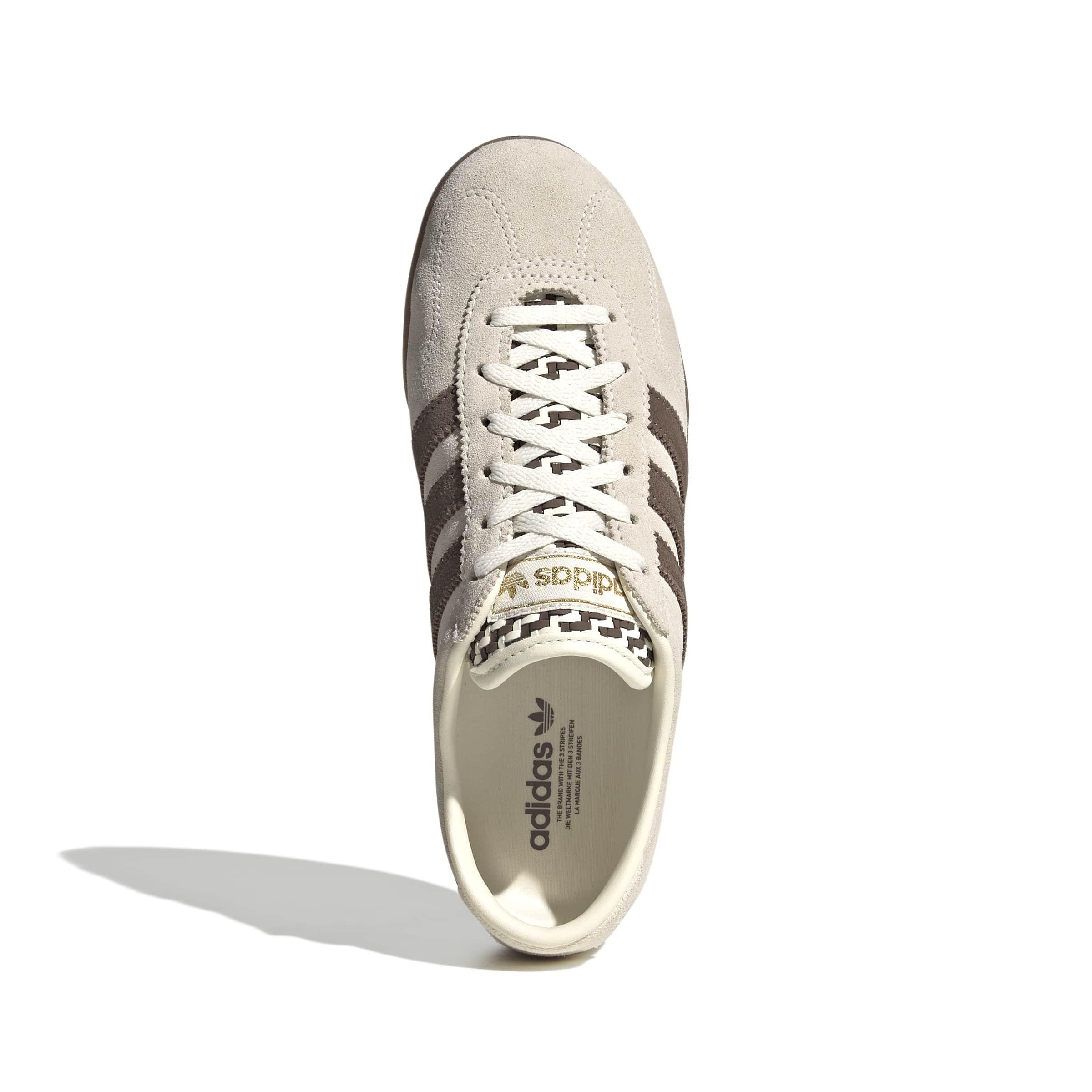 adidas Originals Gazelle Lo Pro "Off White/Earth Strata/Gum 5" Women's Shoe - OFF WHITE/EARTH/GUM
