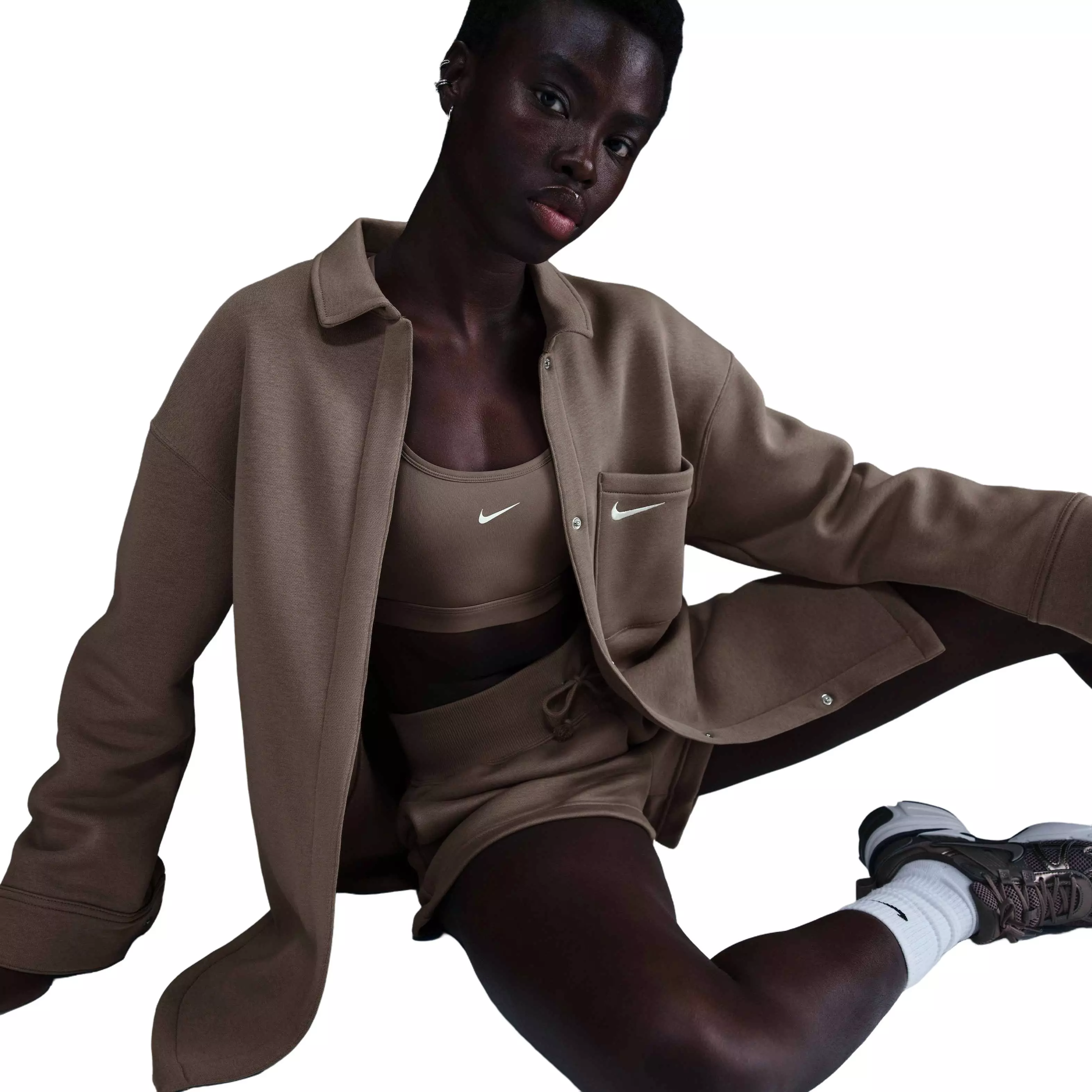 Nike Women's Sportswear Phoenix Fleece Oversized Shirt Jacket - Brown - BROWN