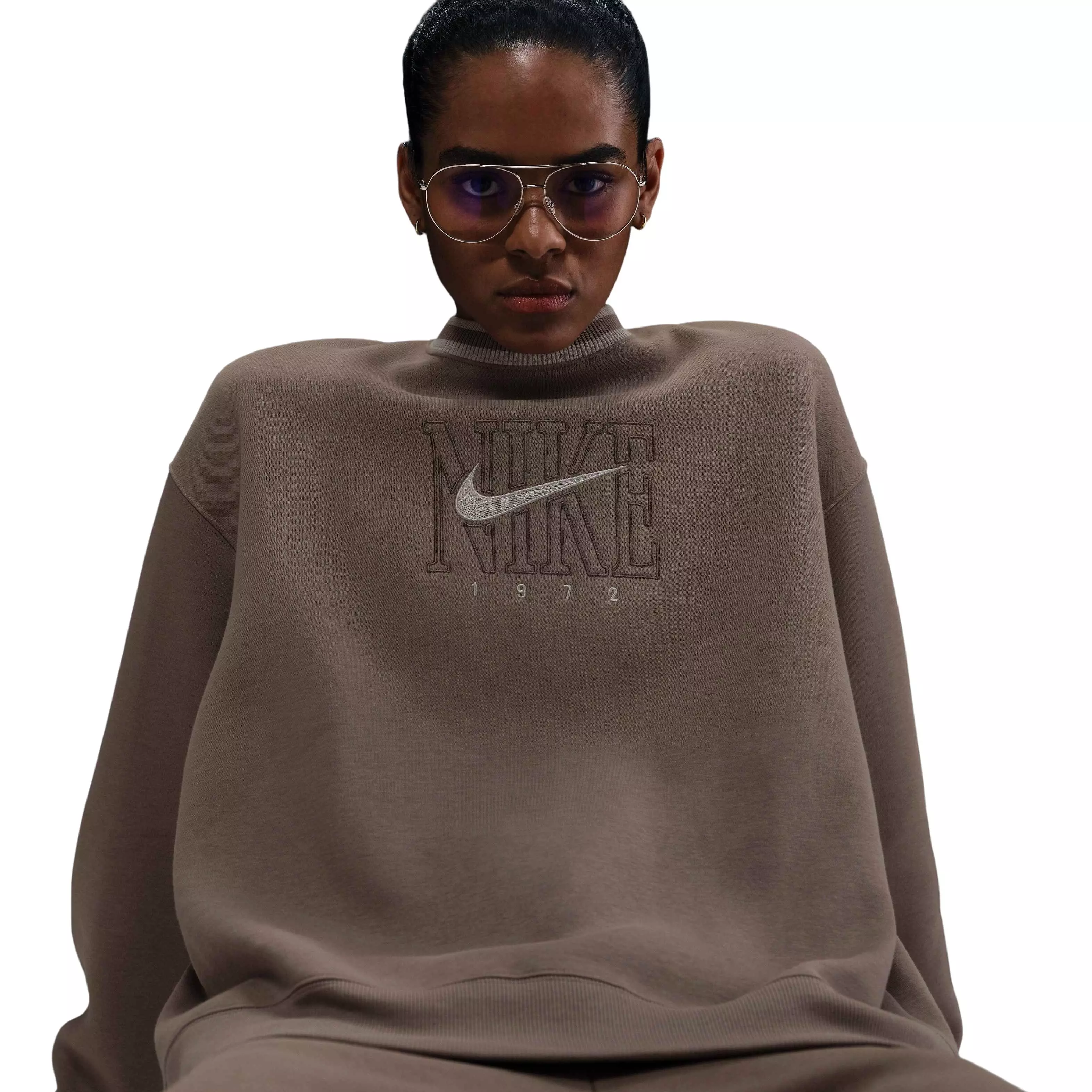 Nike Women's Sportswear Phoenix Fleece Oversized Graphic Crew-Neck Sweatshirt-Brown - BROWN
