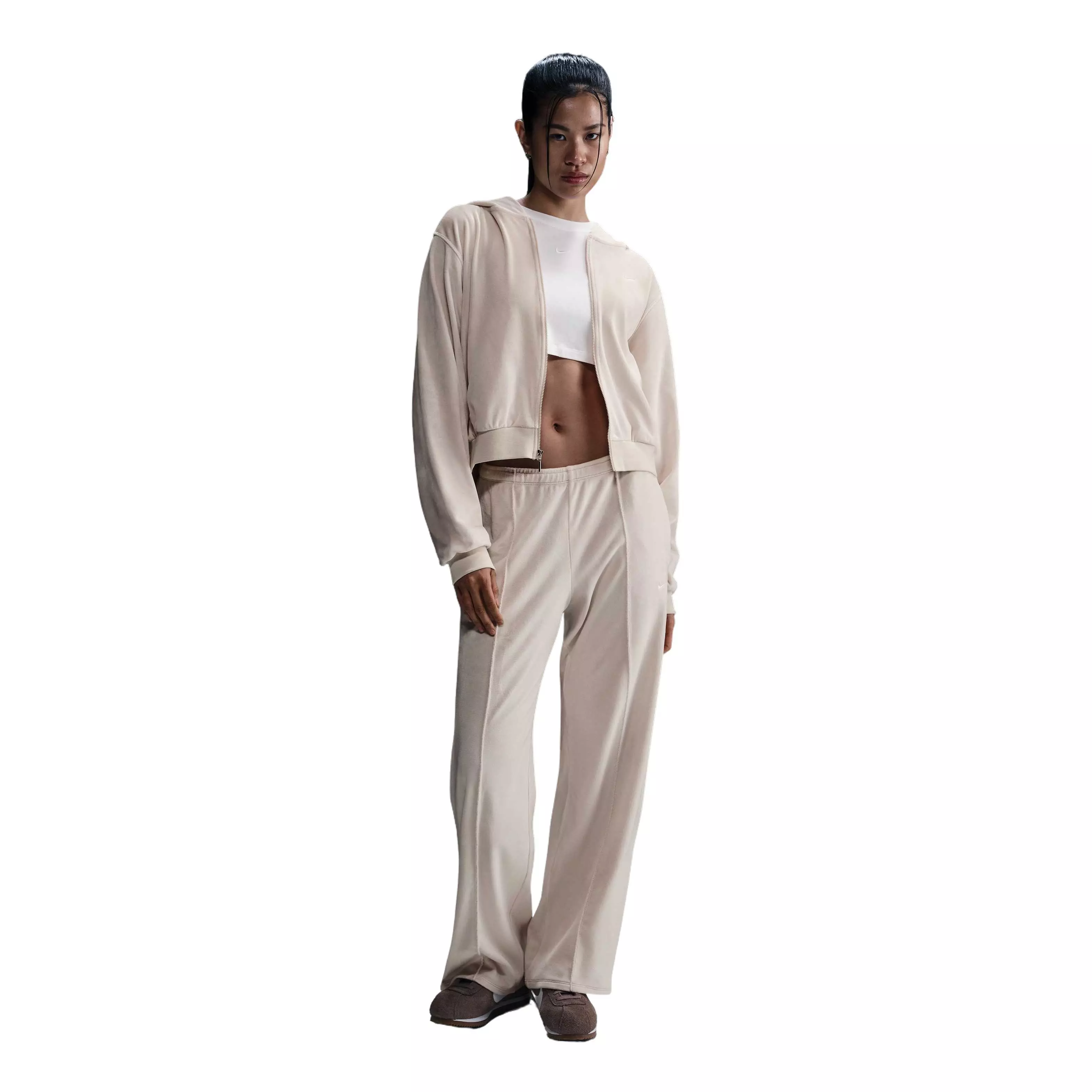 Nike Women's Sportswear Chill Knit Loose Velour Full-Zip Jacket-Brown - BROWN