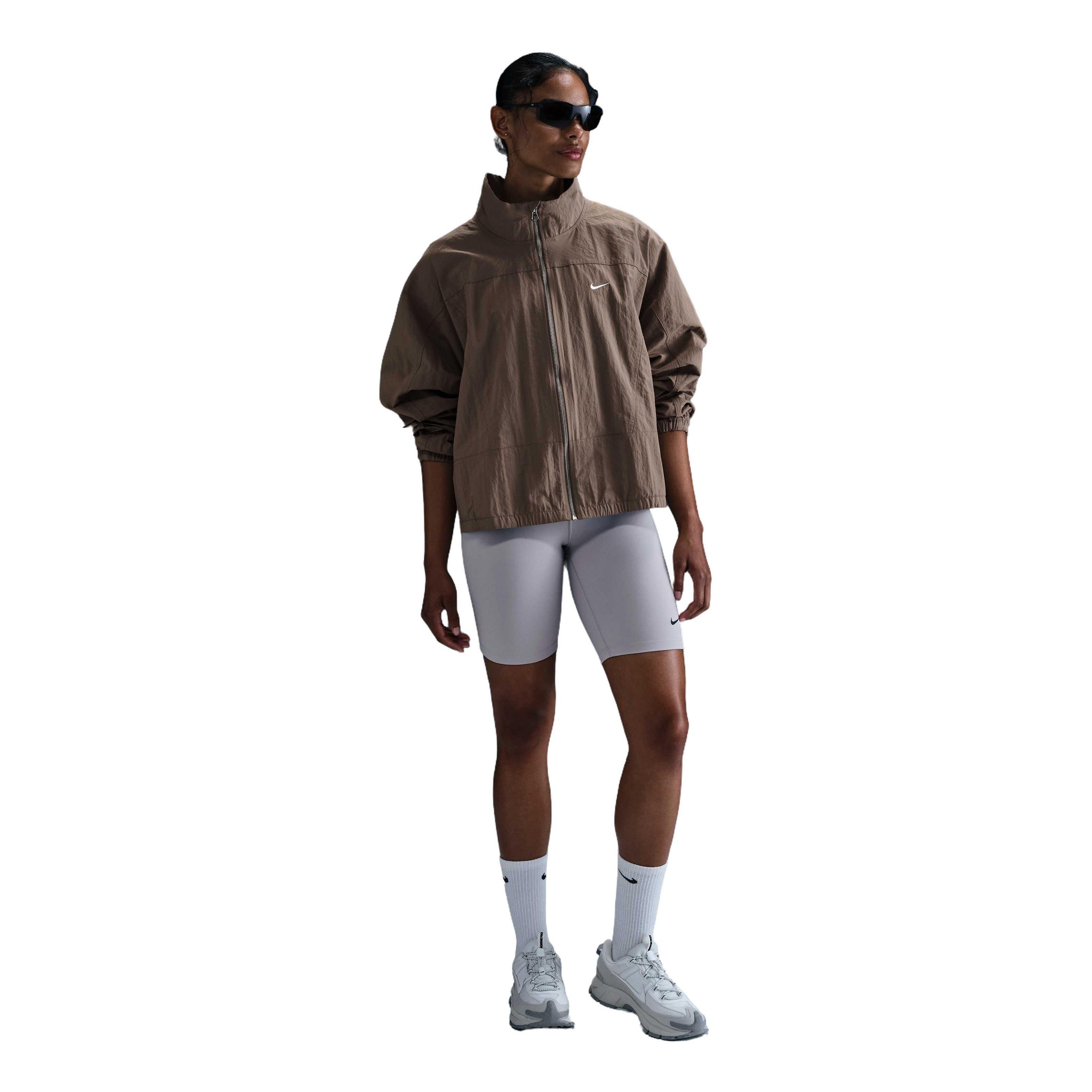 Nike Women's Sportswear Everything Wovens Repel Oversized UV Protection Jacket - Brown - BROWN Thumbnail View 4
