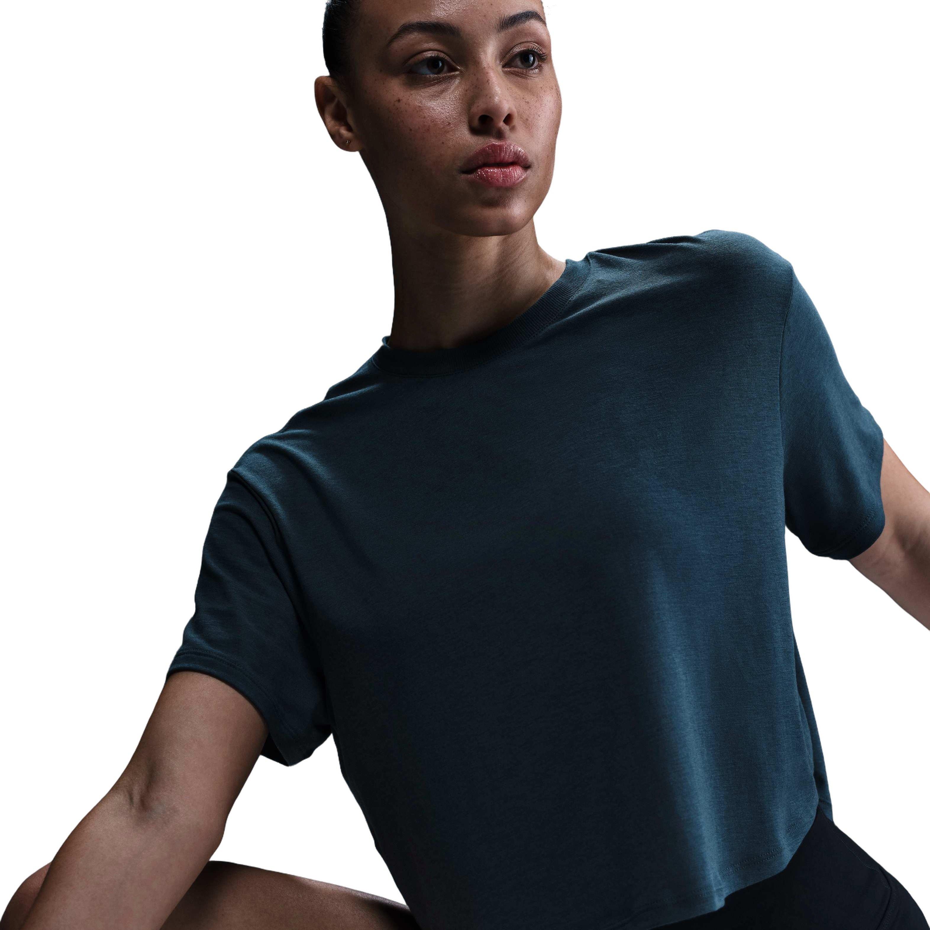 Nike Women's One Relaxed Dri-FIT Cropped Short-Sleeve Top-Blue - BLUE Thumbnail View 3