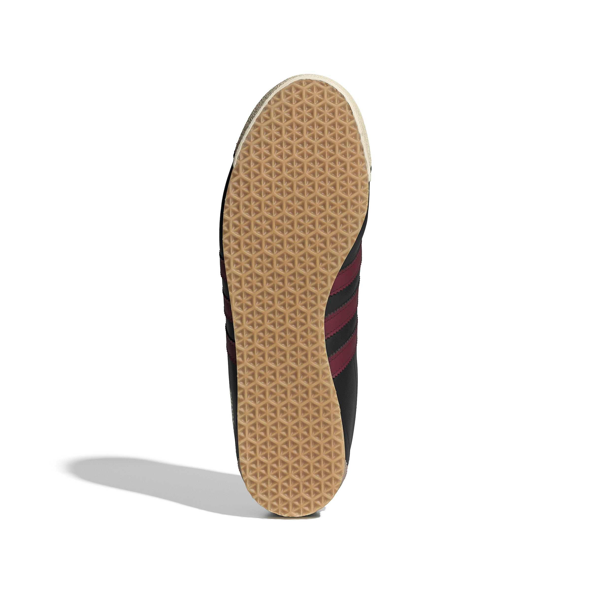 adidas Originals Italia 70s "Core Black/Shadow Red/Wonder Beige" Men's Shoe - BLACK/RED/BEIGE Thumbnail View 6