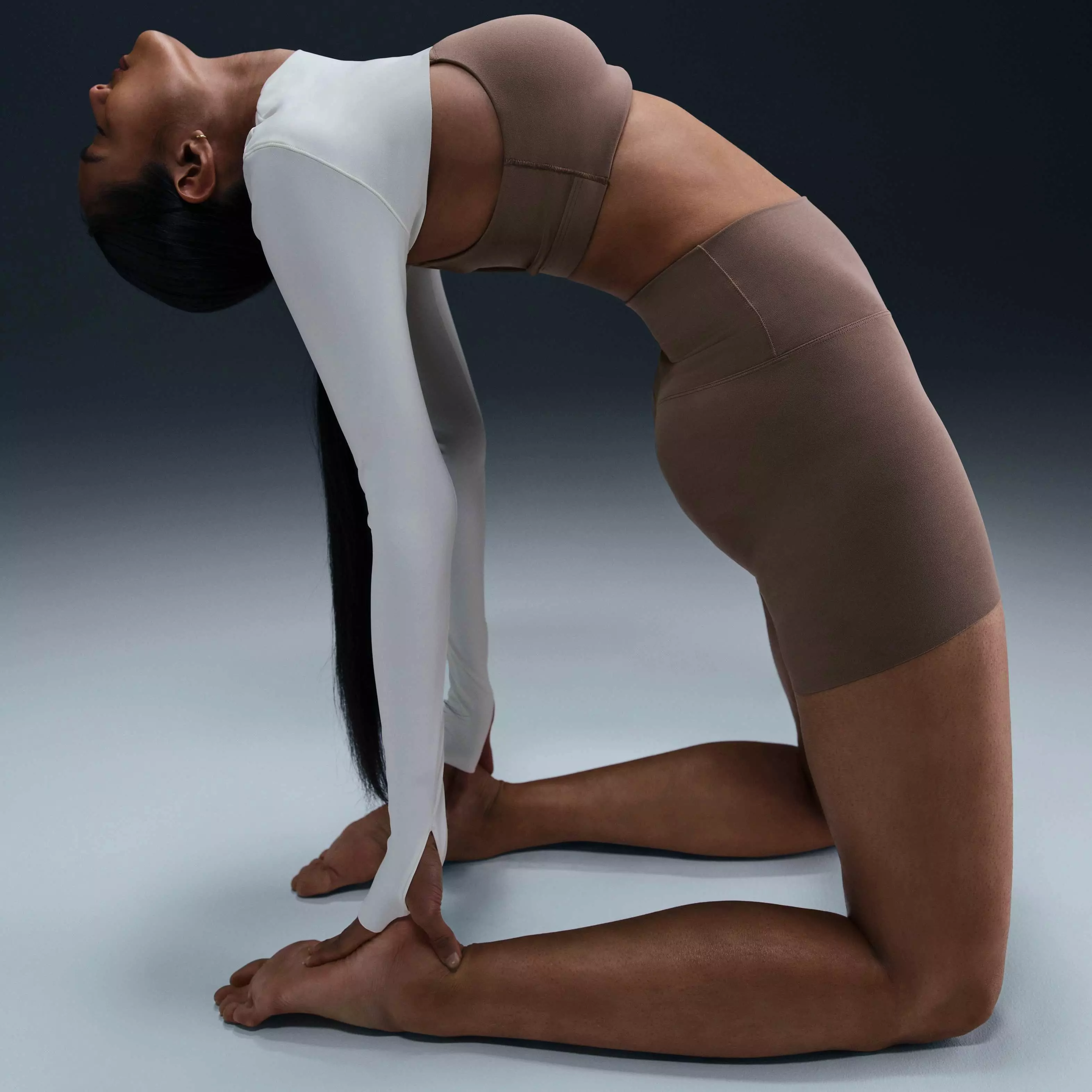 Nike Women's Zenvy Dri-FIT Long-Sleeve Shrug Top-White - WHITE