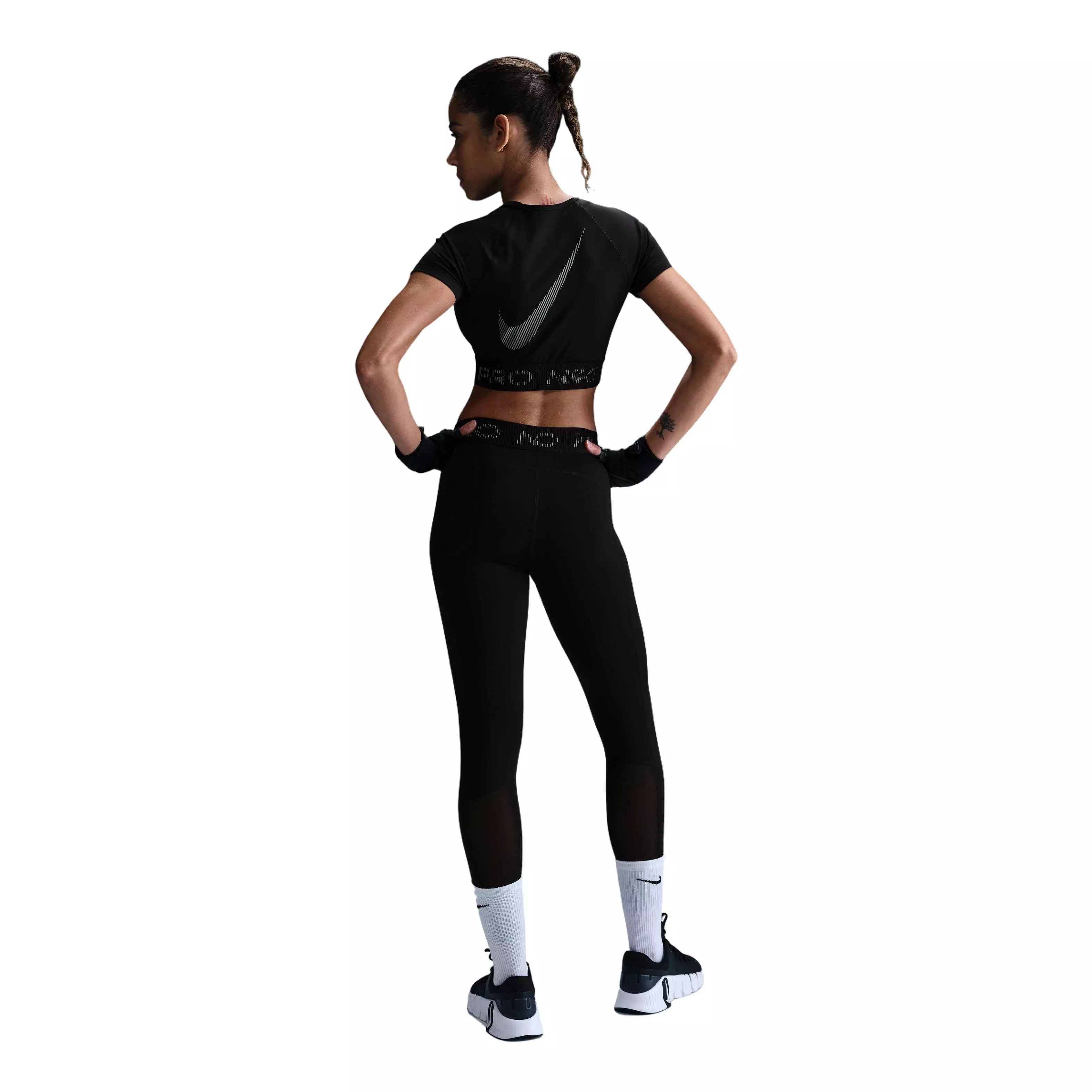 Nike Women's Pro Dri-FIT Short-Sleeve Cropped Graphic Top - Black - BLACK