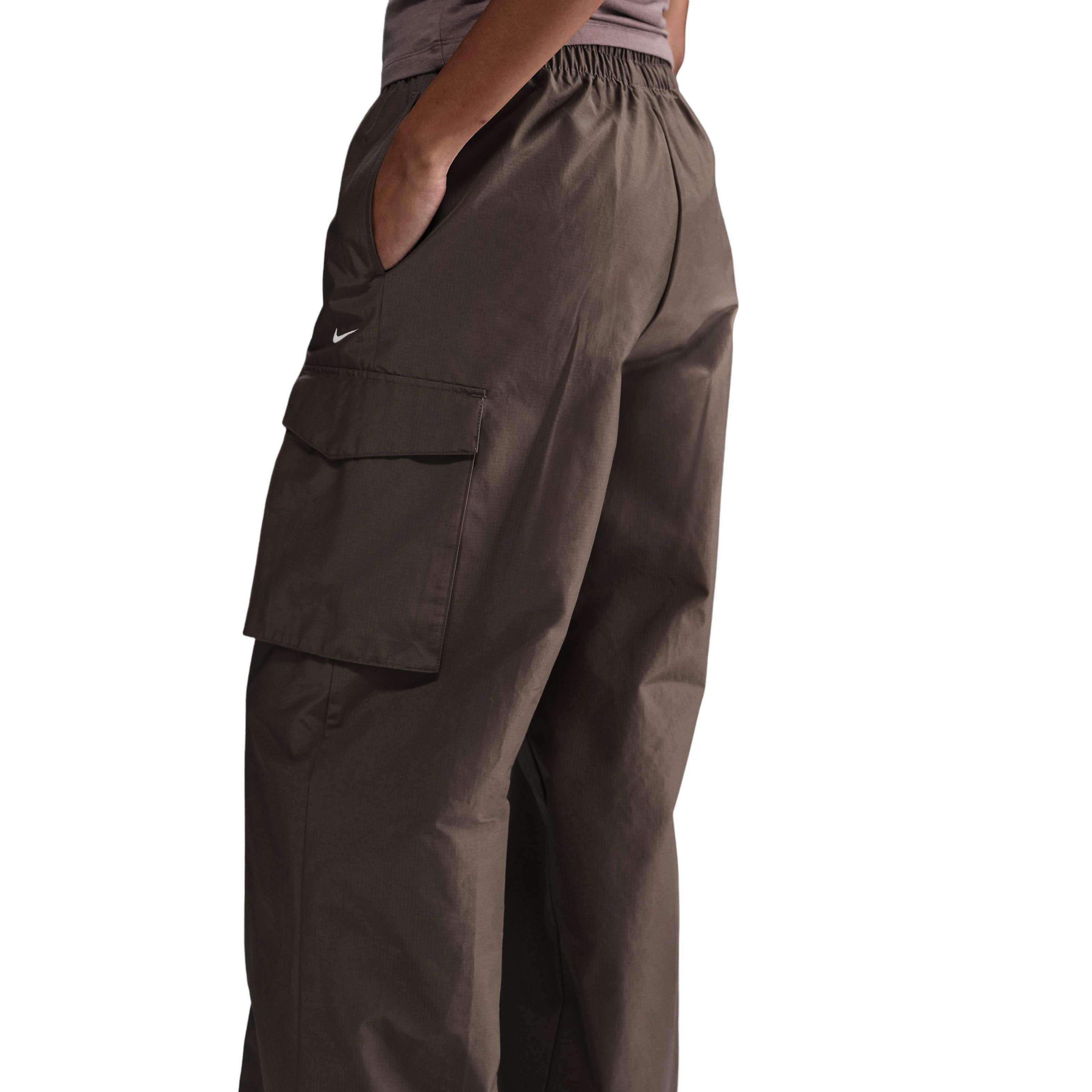 Nike Women's Sportswear Everything Wovens Mid-Rise Cargo Pants - Brown - BROWN Thumbnail View 2