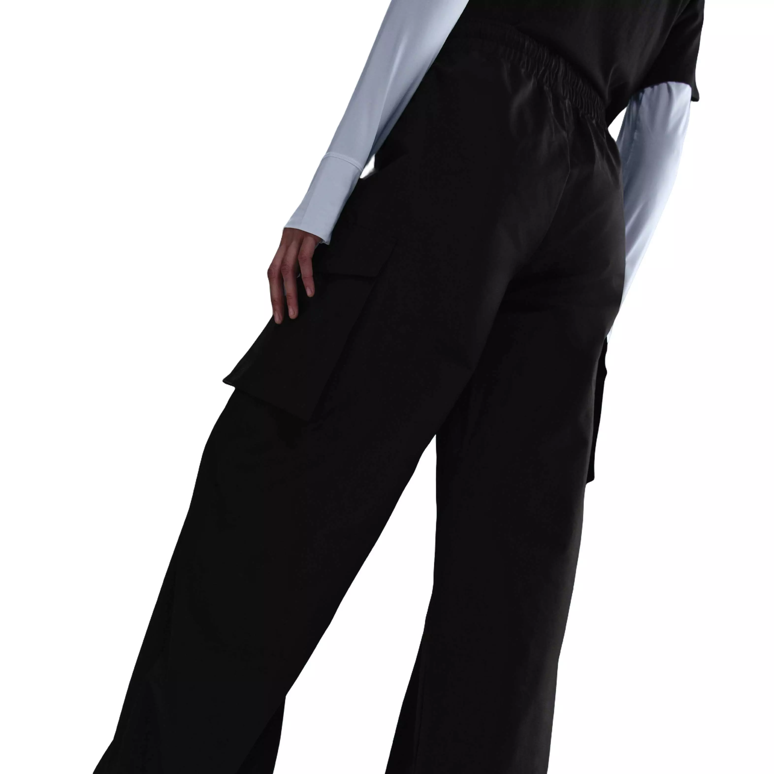 Nike Women's Sportswear Everything Wovens Mid-Rise Cargo Pants - Black - BLACK