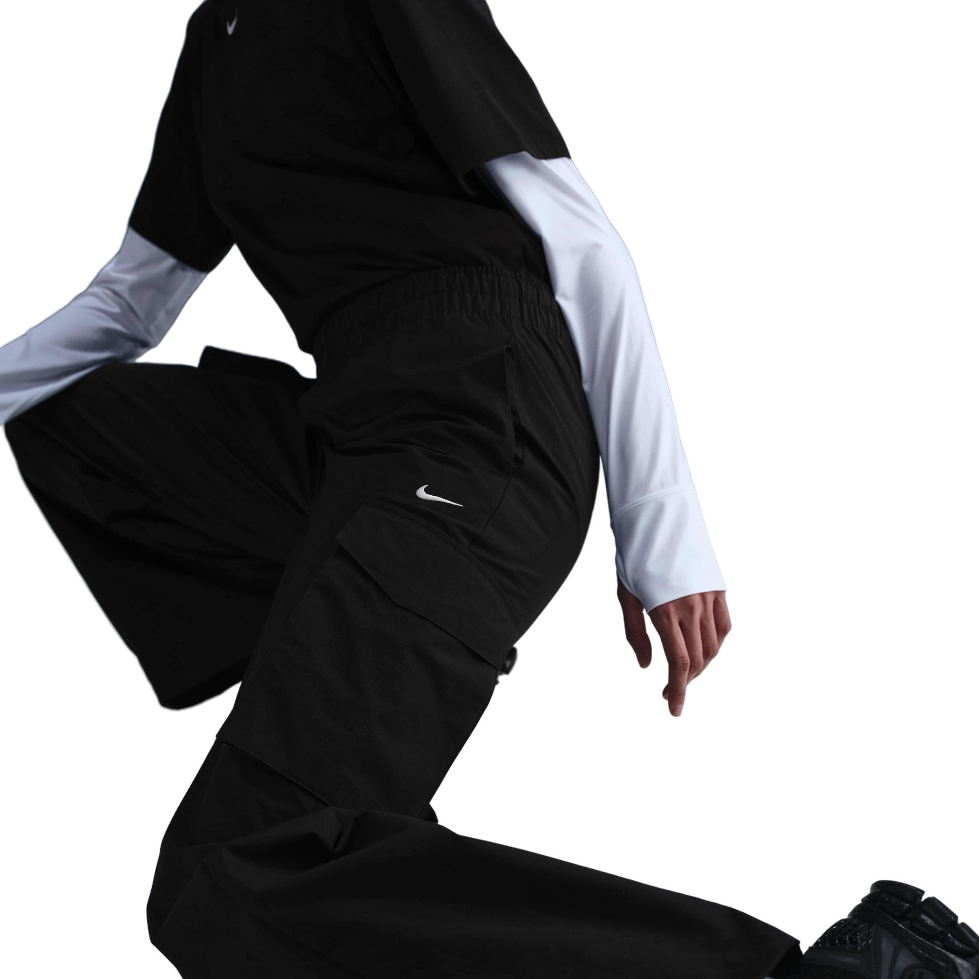 Nike Women's Sportswear Everything Wovens Mid-Rise Cargo Pants - Black - BLACK Thumbnail View 5