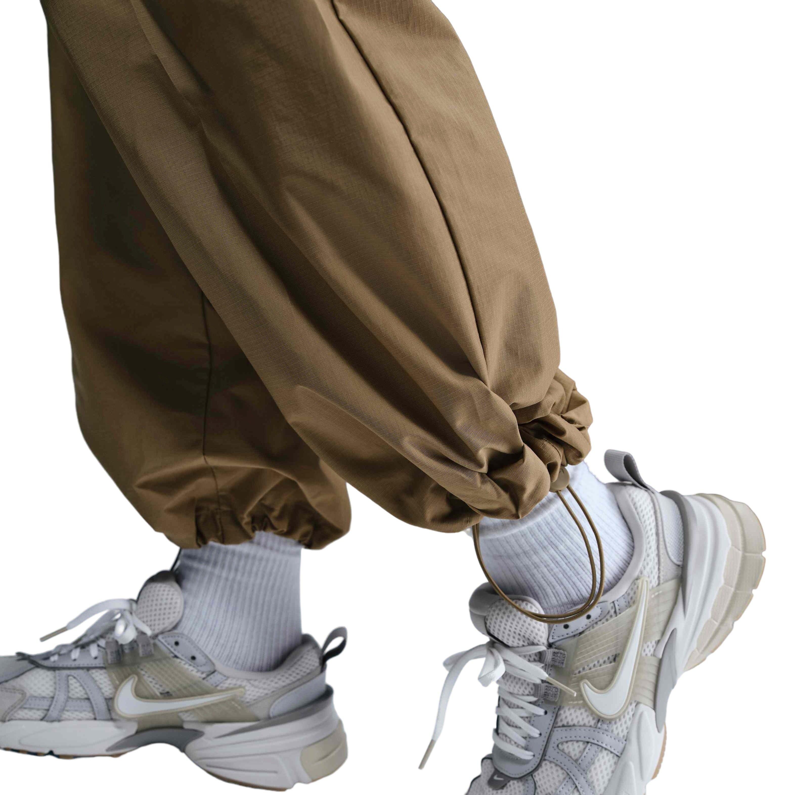Nike Women's Sportswear Everything Wovens Mid-Rise Cargo Pants - Beige - BROWN Thumbnail View 6