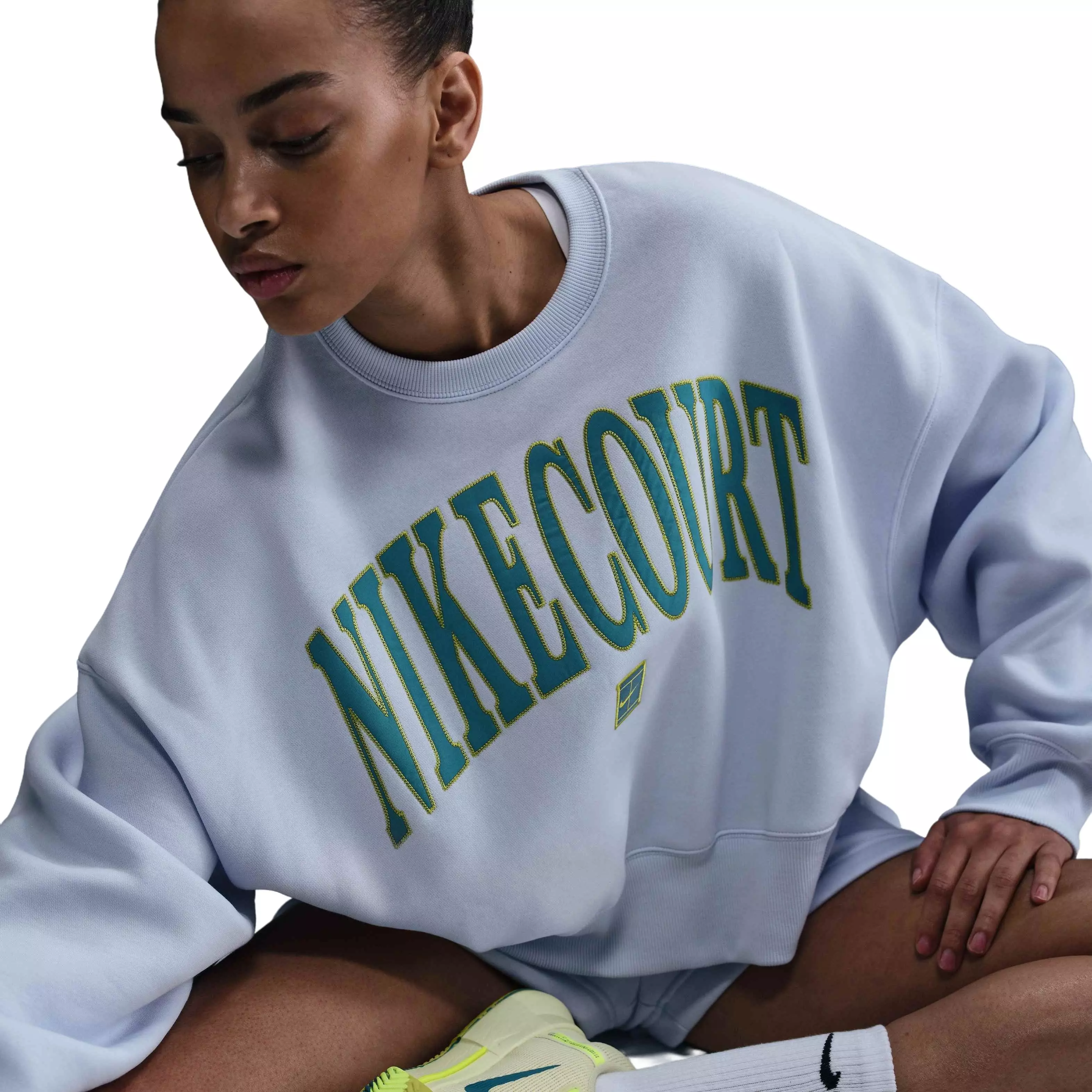 Nike Women's Court Phoenix Fleece Over-Oversized Crewneck Tennis Sweatshirt - Grey - GREY