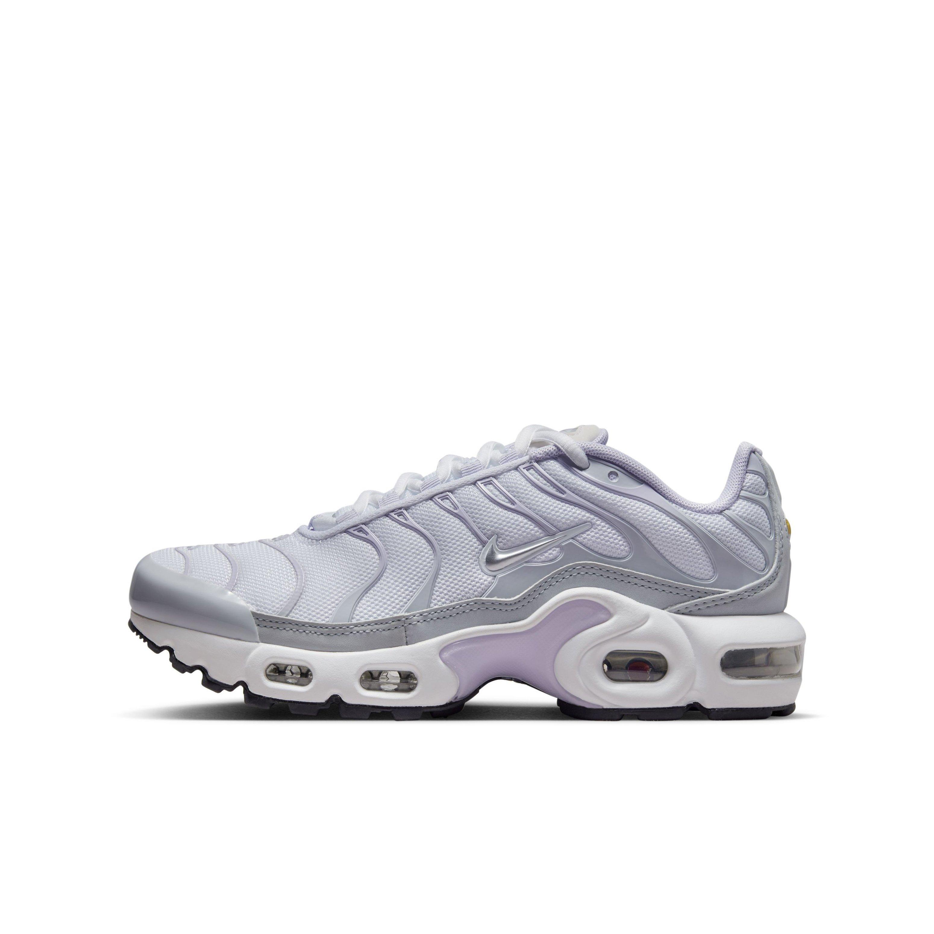 685153 - nike air max night run 'White Metallic