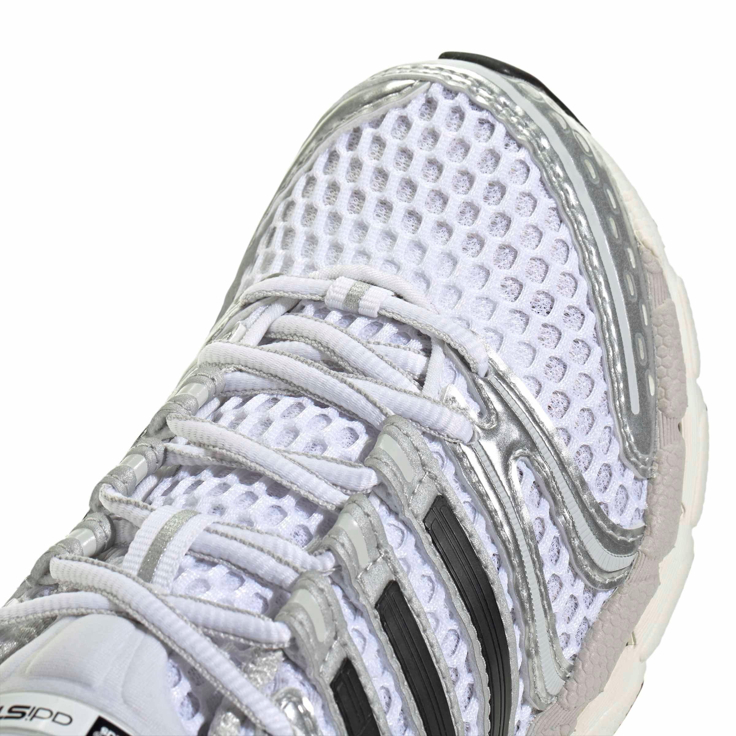 adidas Originals Adistar Control 5 Grade School Boys' "Ftwr White/Silver Metallic/Grey One" Shoe