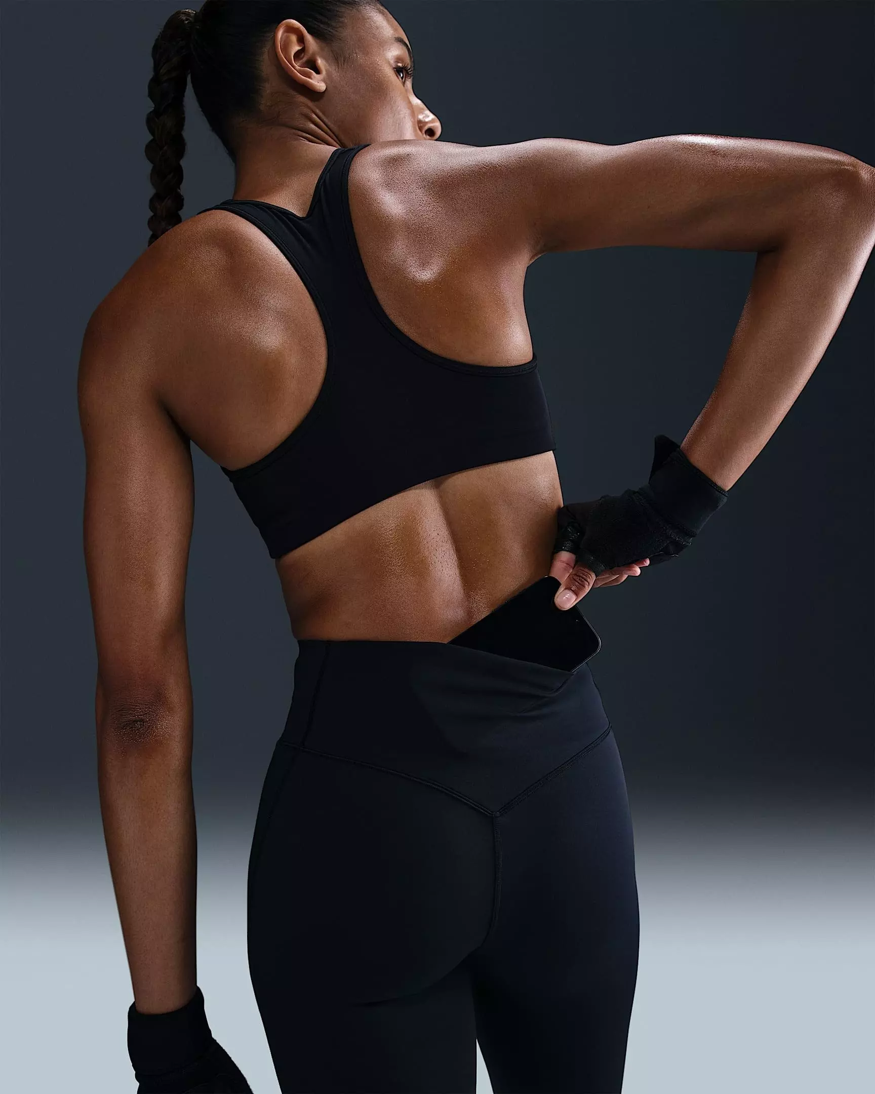 Nike Women's Universa Med-Support High-Waisted Full-Length Leggings w/ Pockets -Black - BLACK