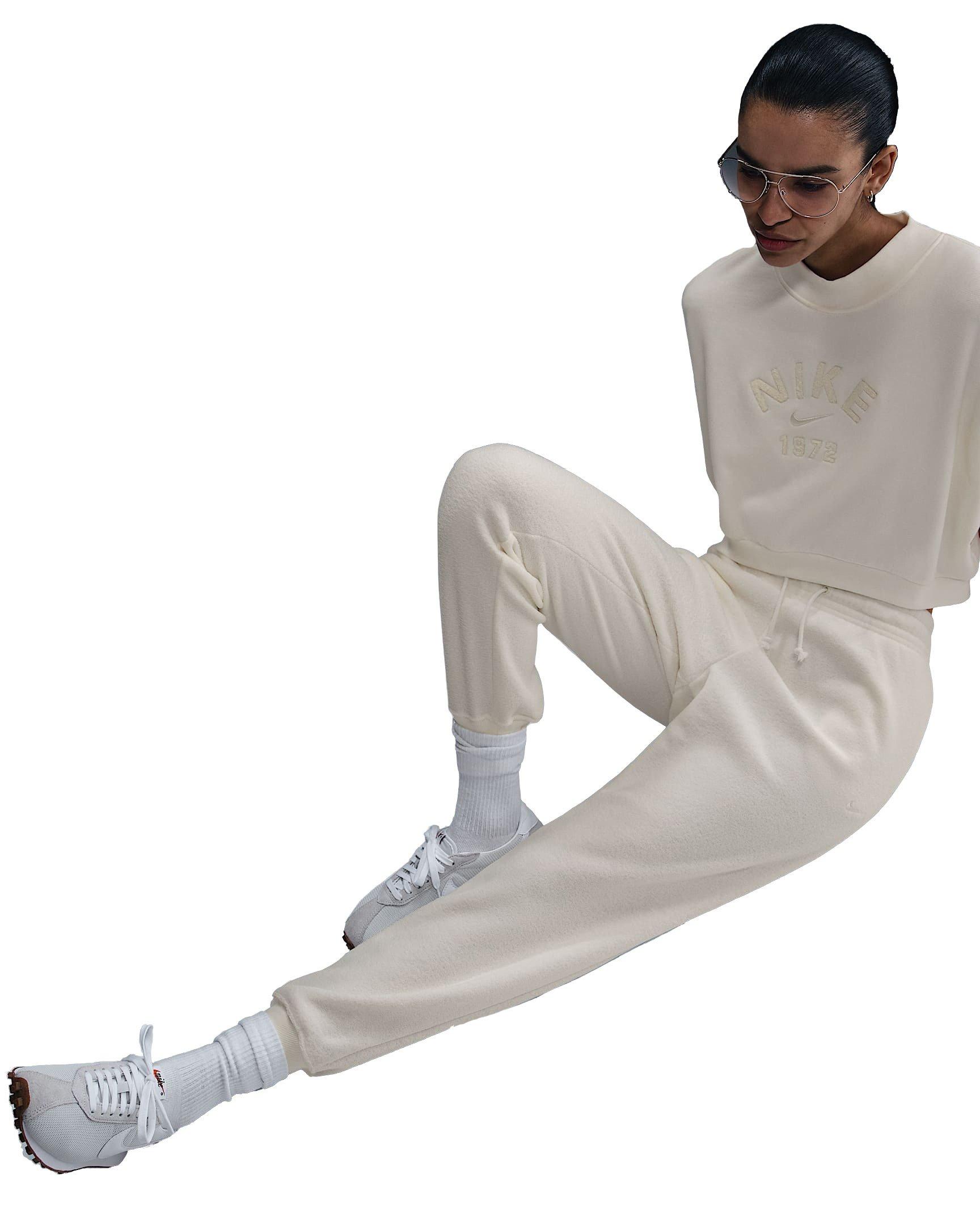 Nike Sportswear Phoenix Plush Women's White Mid-Rise Cozy Fleece Pants