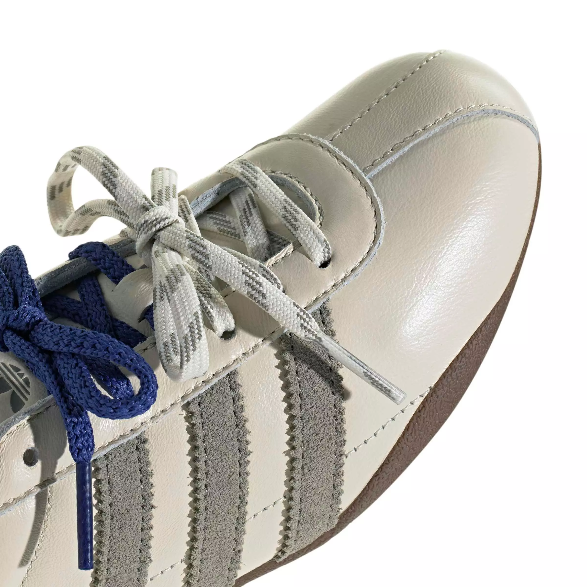 adidas Originals Tokyo "Off White/Silver Pebble/Gum 5" Women's Shoe - OFF WHITE/SILVER/GUM
