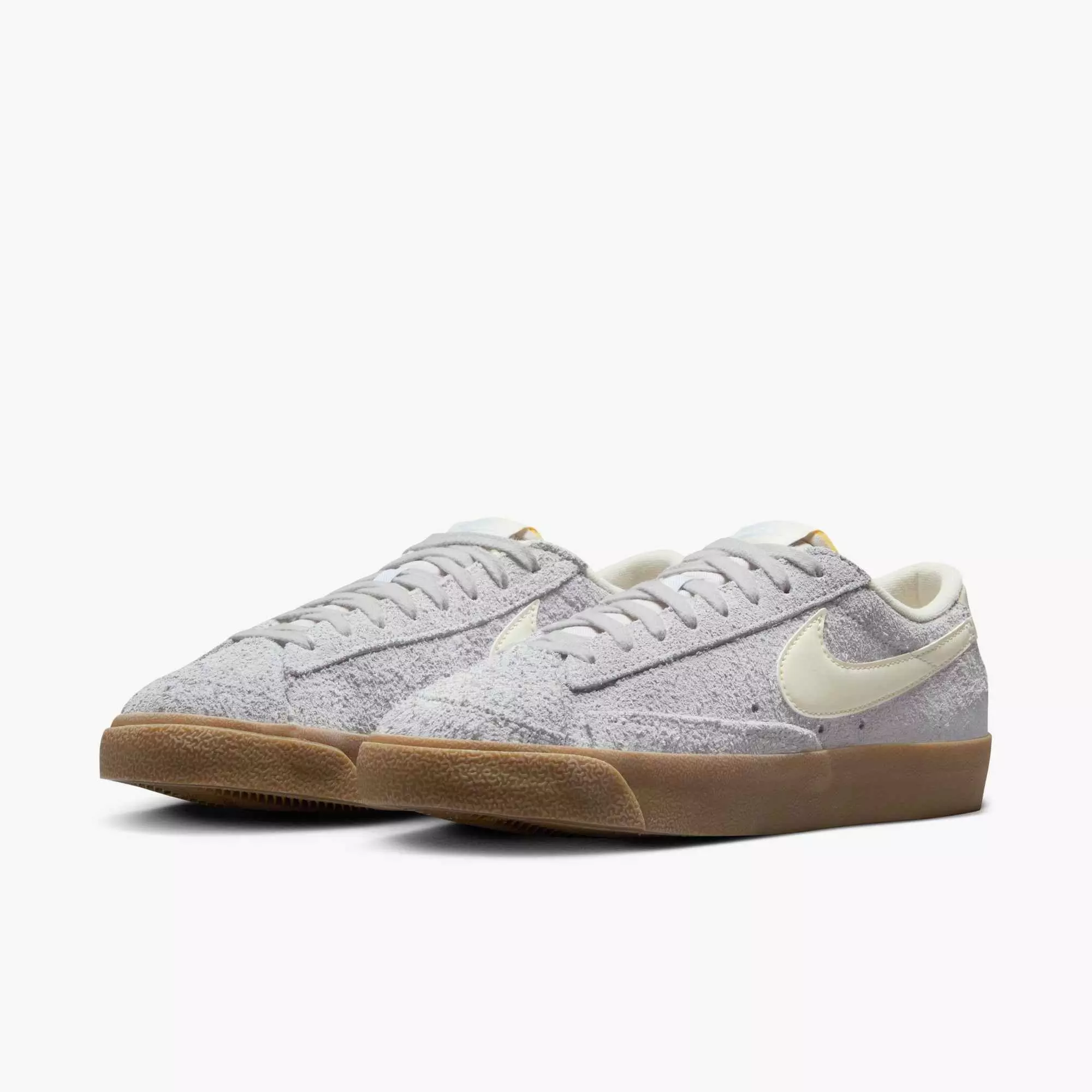 Nike Blazer Low '77 Vintage "Football Grey/Pale Ivory-Gum​ Light Brown" Women's Shoe - GREY