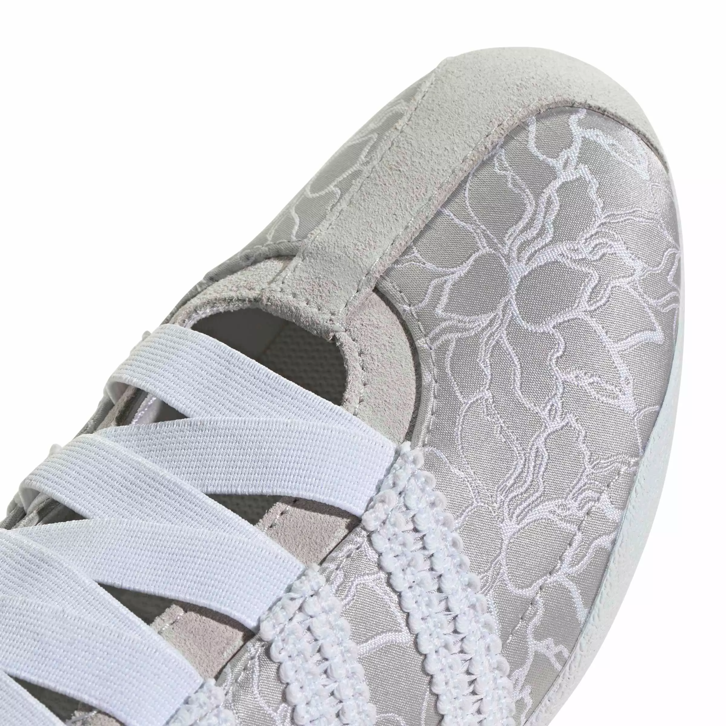 adidas Originals Tokyo MJ "Silver Metallic/Ftwr White/Grey One" Women's Shoe - SILVER/WHITE/GREY