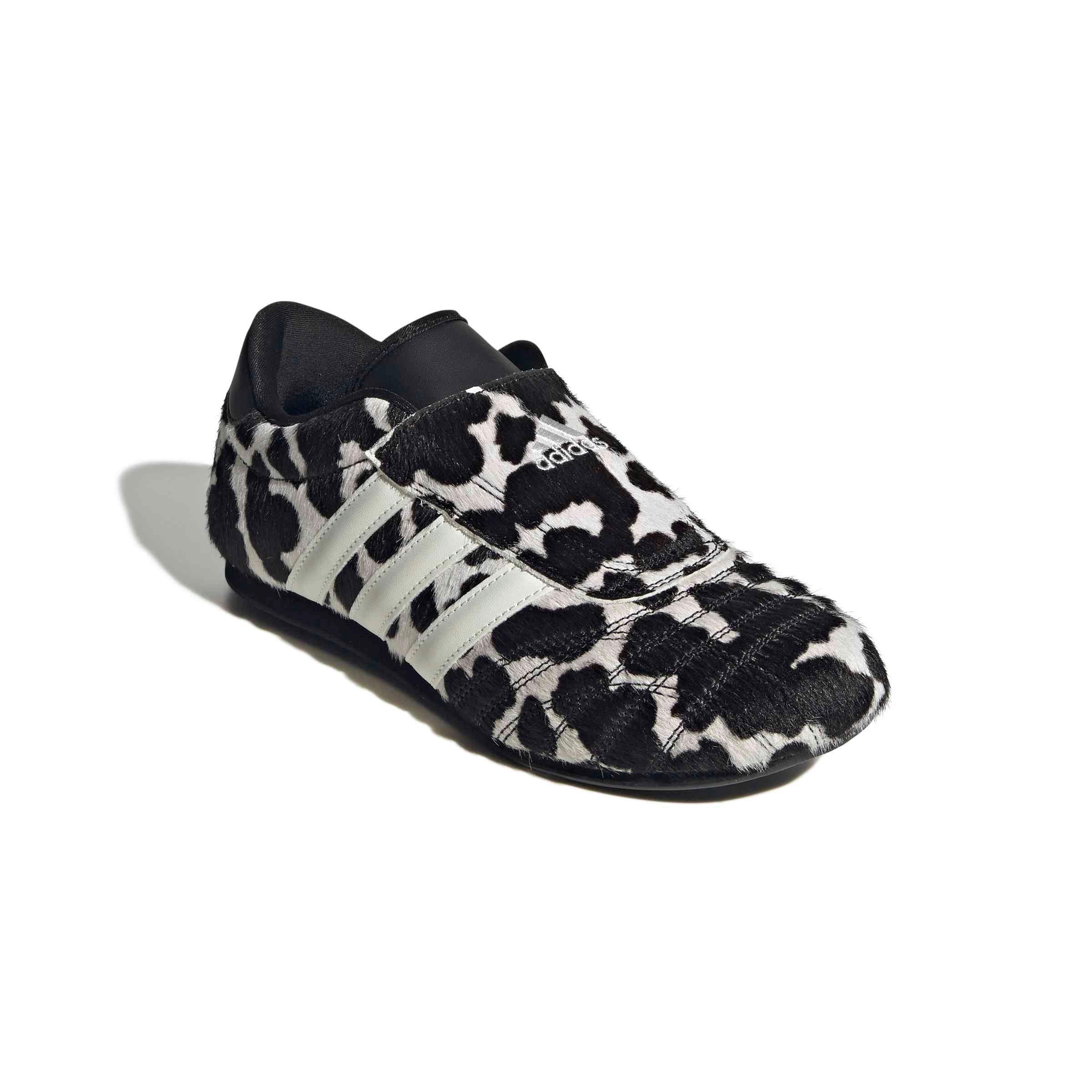 adidas Originals Taekwondo "Core Black/Off White/Core Black" Women's Shoe - BLACK/OFF WHITE/BLACK
