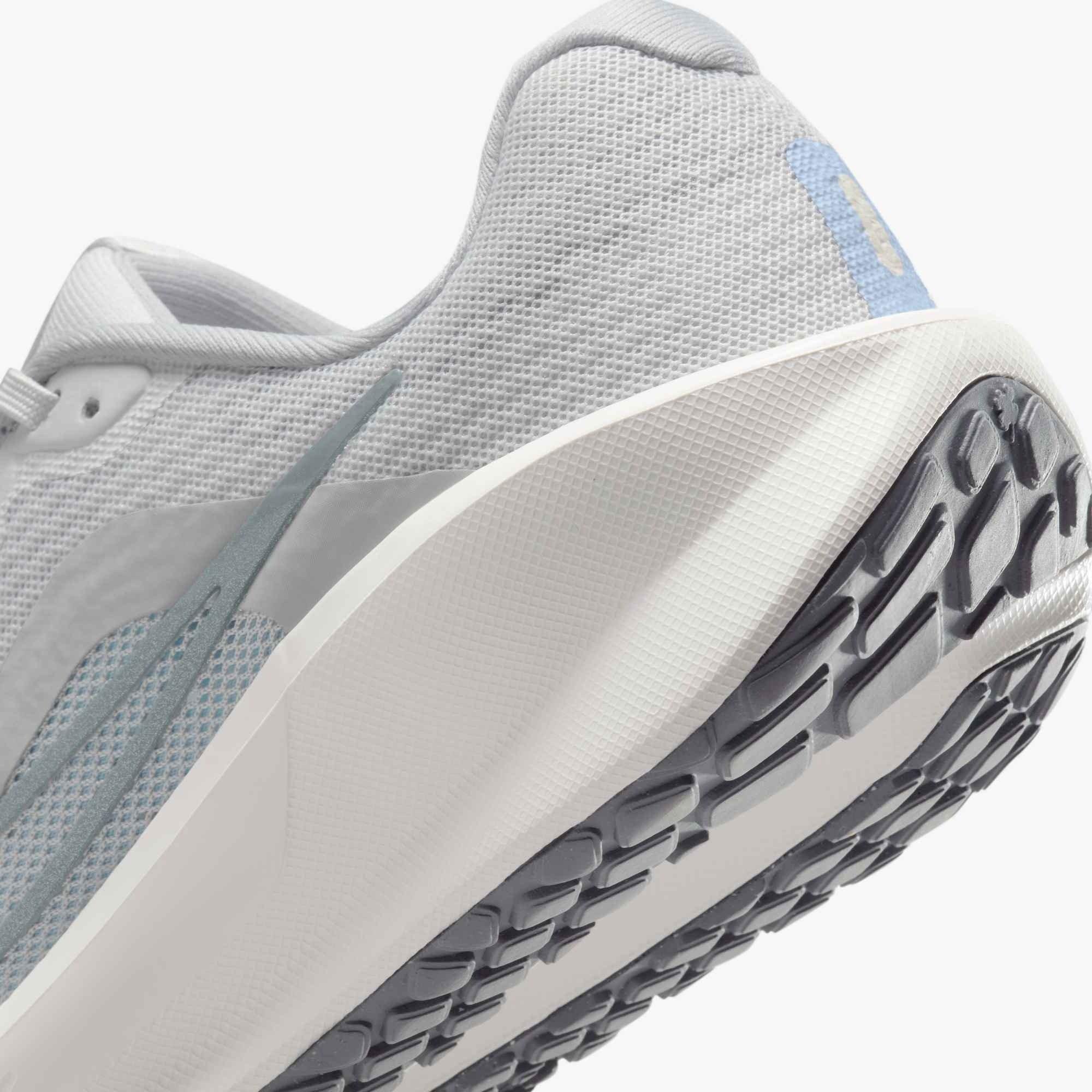 Nike Downshifter 13 "Photon Dust/Lt Smoke Grey/Summit White/Metallic Pewter" Women's Running Shoe - DUST/LT GREY/WHITE/PEWTER Thumbnail View 7