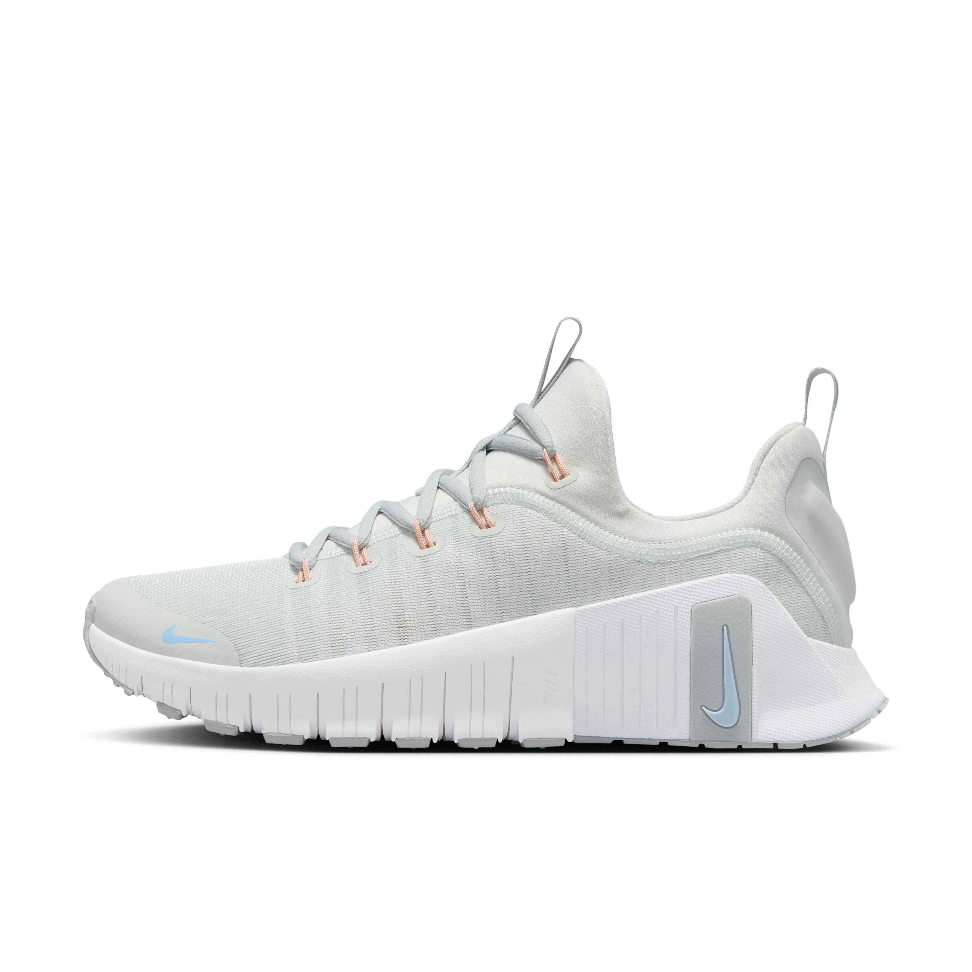 Nike Free Metcon 6 "Photon Dust/Lt Smoke Grey/Summit White/Metallic Silver" Women's Training Shoe - DUST/LT GREY/WHITE/SILVER Thumbnail View 2