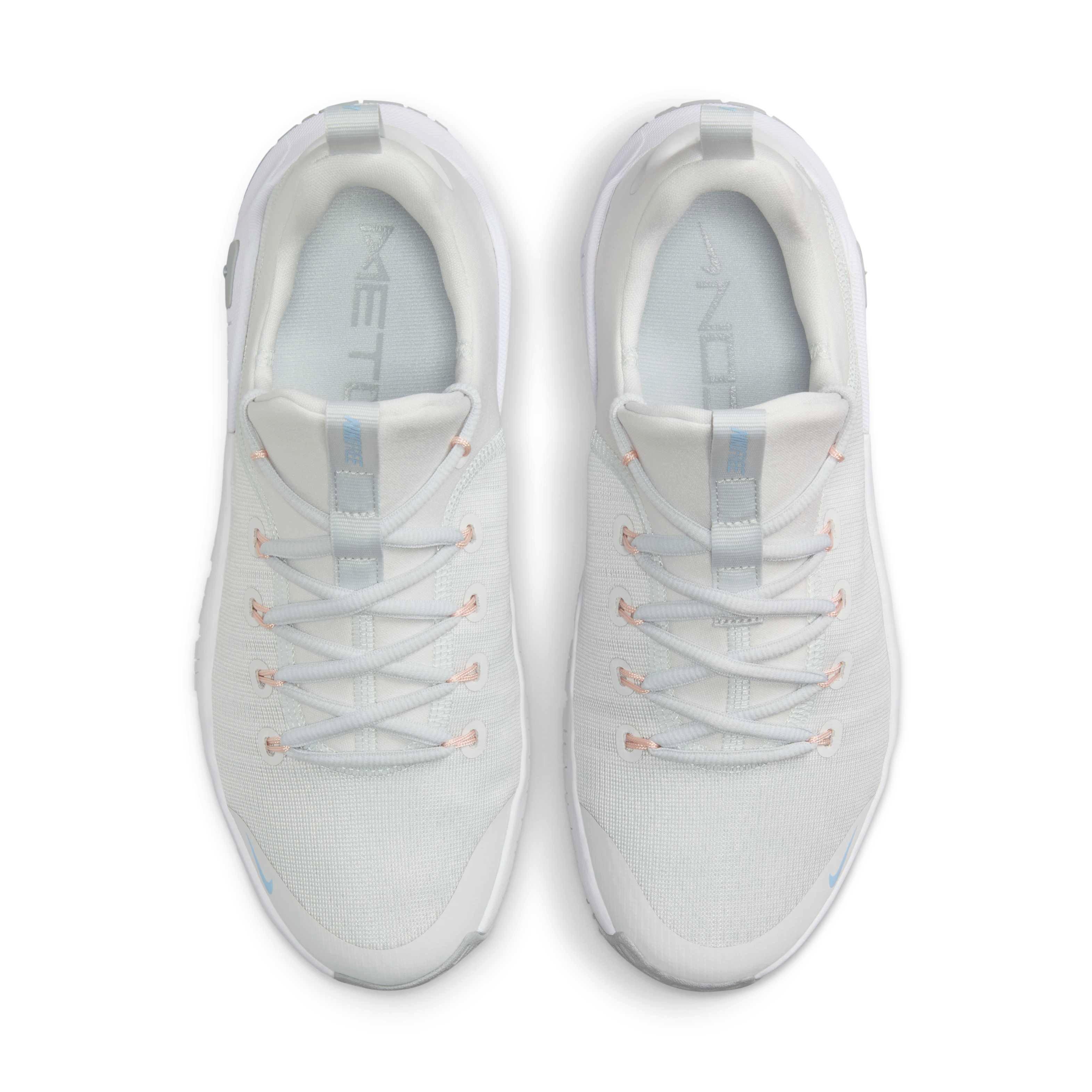 Nike Free Metcon 6 "Photon Dust/Lt Smoke Grey/Summit White/Metallic Silver" Women's Training Shoe - DUST/LT GREY/WHITE/SILVER Thumbnail View 4