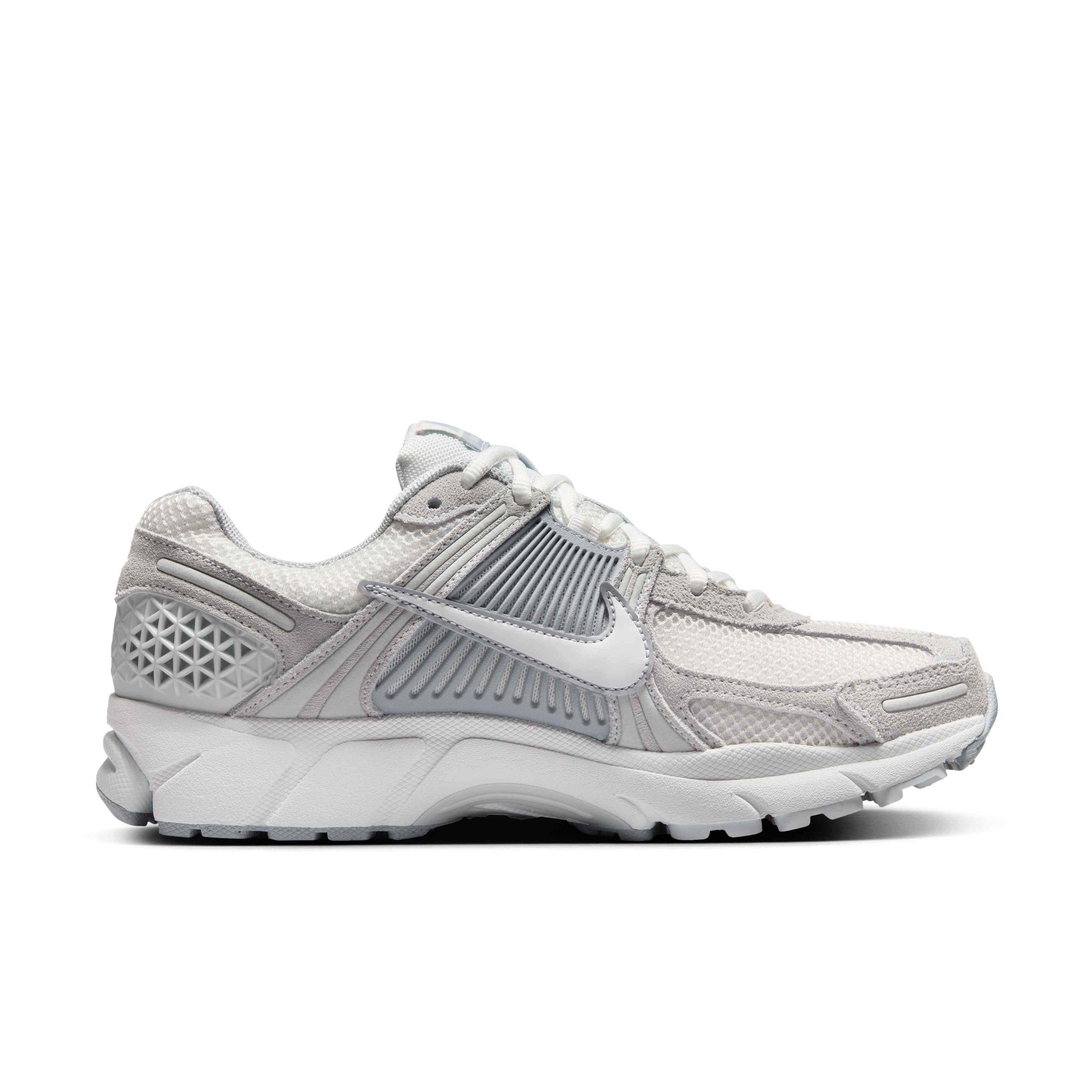 Nike Zoom Vomero 5 "Pure Platinum/Platinum Tint/Wolf Grey/Summit White" Women's Shoe - PLATINUM/PLATINUM/GREY/WHITE Thumbnail View 1