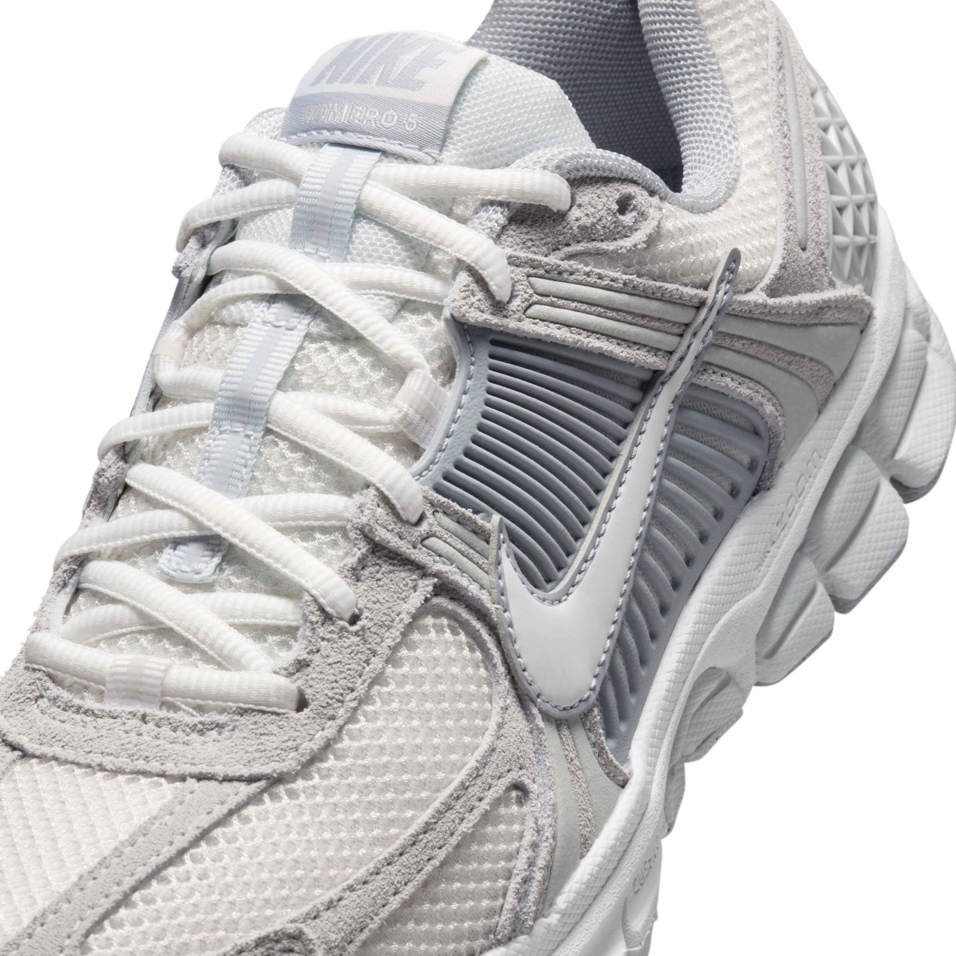 Nike Zoom Vomero 5 "Pure Platinum/Platinum Tint/Wolf Grey/Summit White" Women's Shoe - PLATINUM/PLATINUM/GREY/WHITE Thumbnail View 7