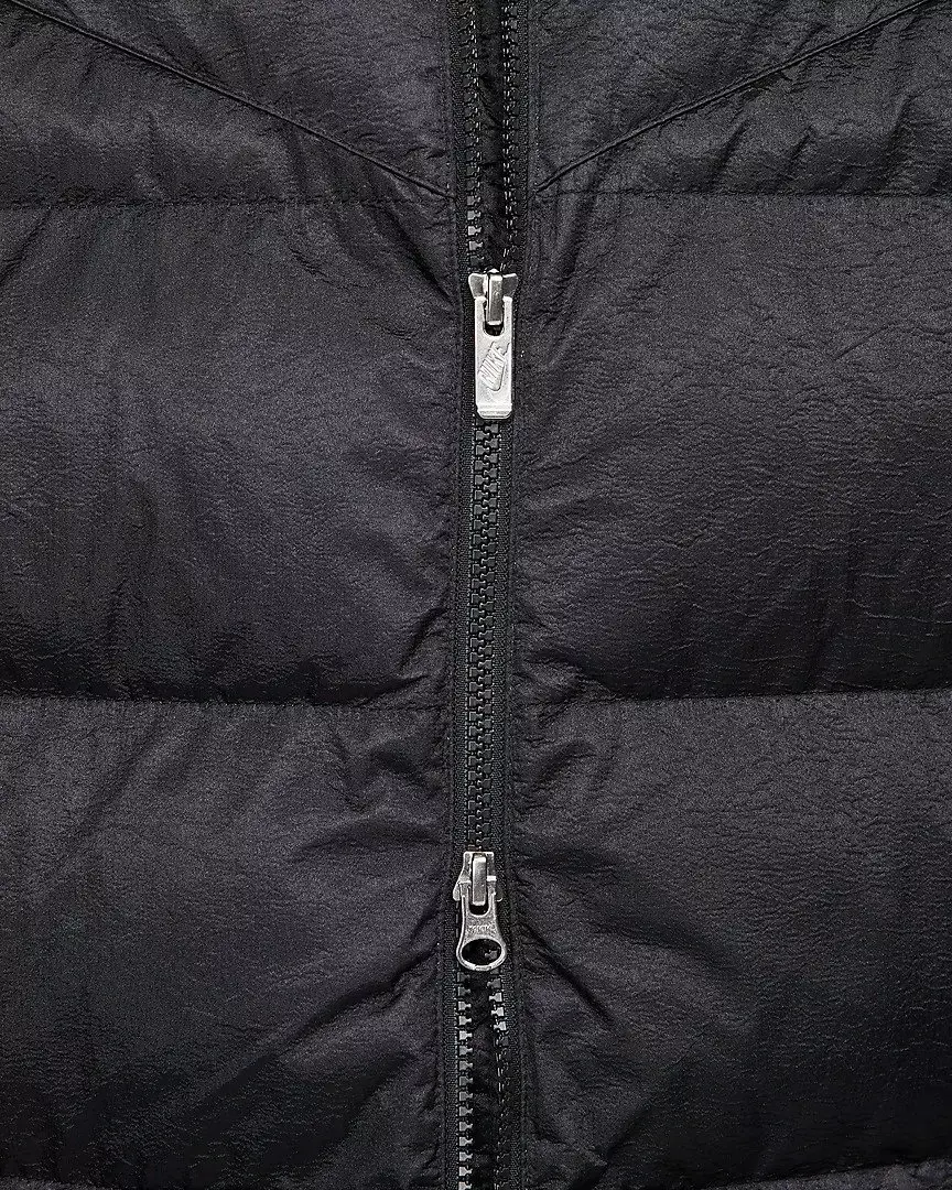 Nike Women's Sportswear Therma-FIT Synthetic Fill City Shine Parka - BLACK