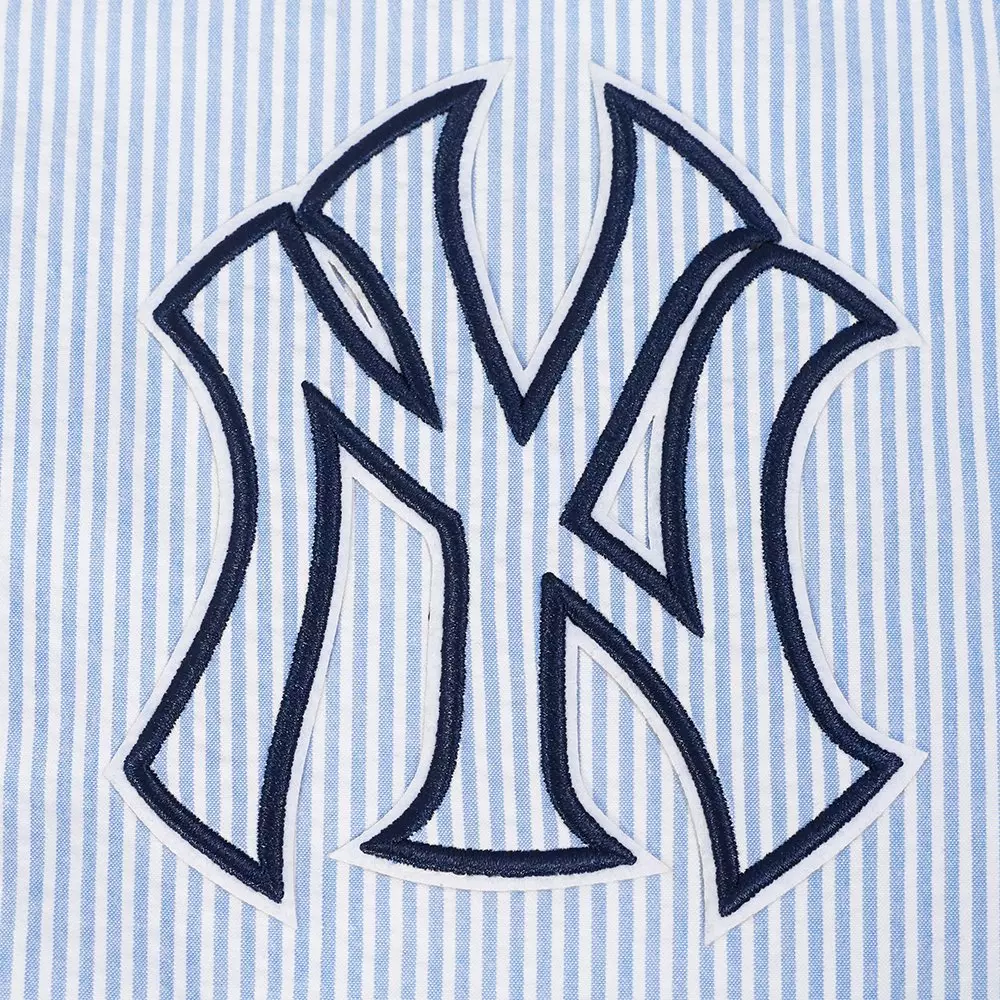 Pro Standard Men's MLB New York Yankees Country Club Seersucker Jacket - Seersucker Blue - SEERSUCKER BLUE