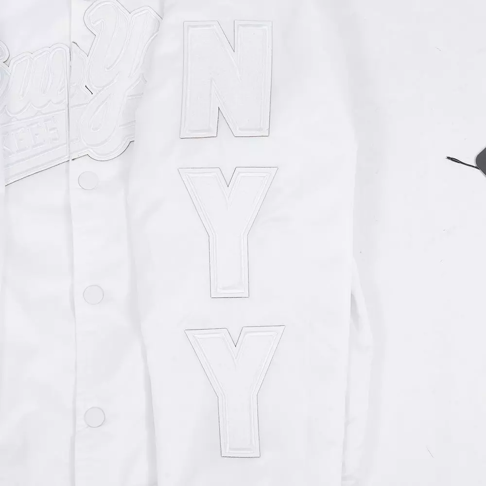 Pro Standard Men's MLB New York Yankees White Out Satin Jacket - WHITE