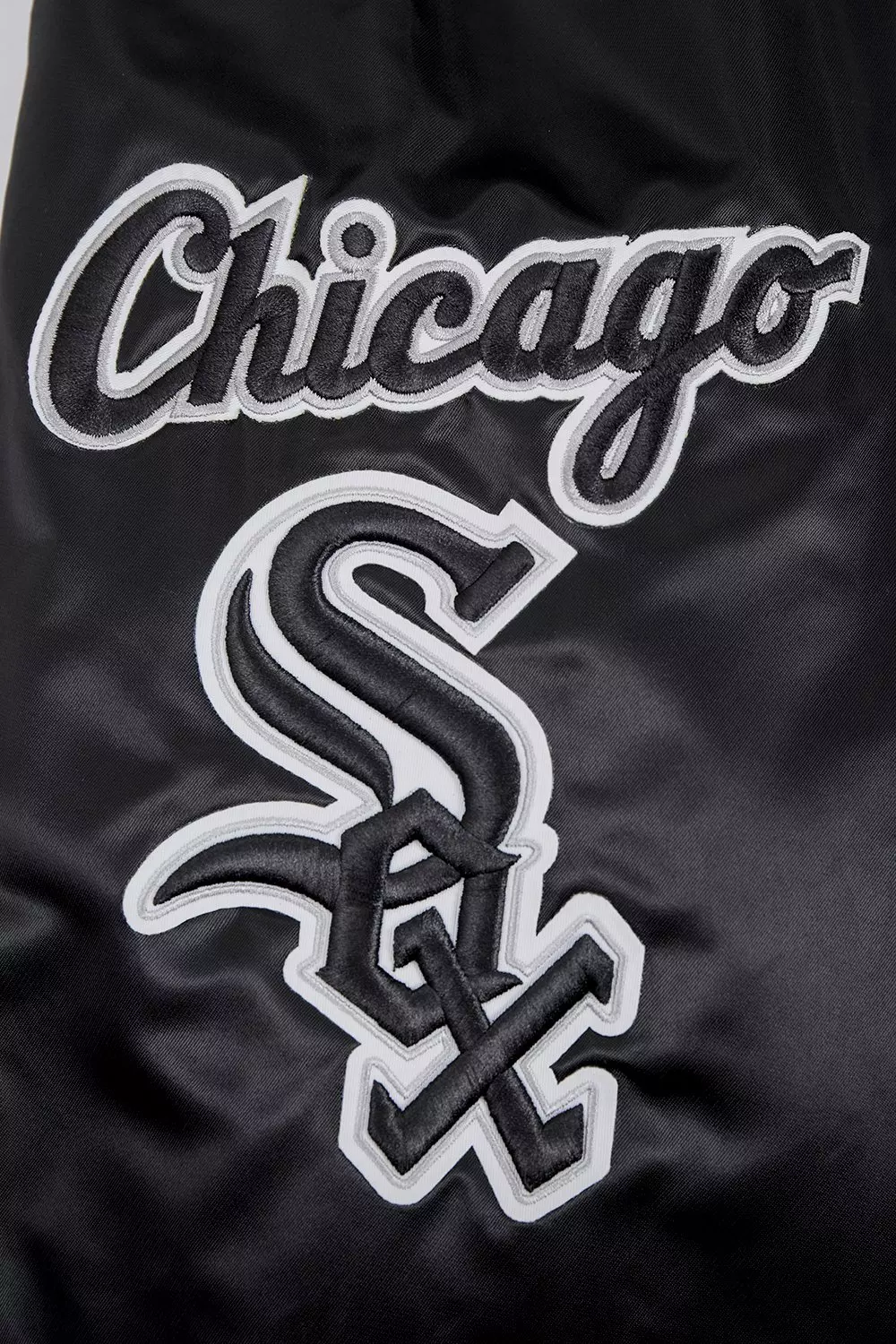 Pro Standard Men's MLB Chicago White Sox Old English Satin Jacket - Black - BLACK
