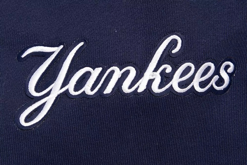 Pro Standard Men's MLB New York Yankees Script Tail Rib Fleece Pullover Hoodie - Navy - NAVY