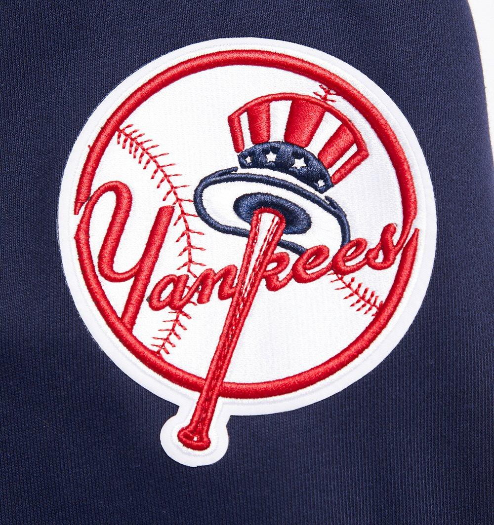 Pro Standard Men's MLB New York Yankees Script Tail Rib Fleece Pullover Hoodie - Navy - NAVY