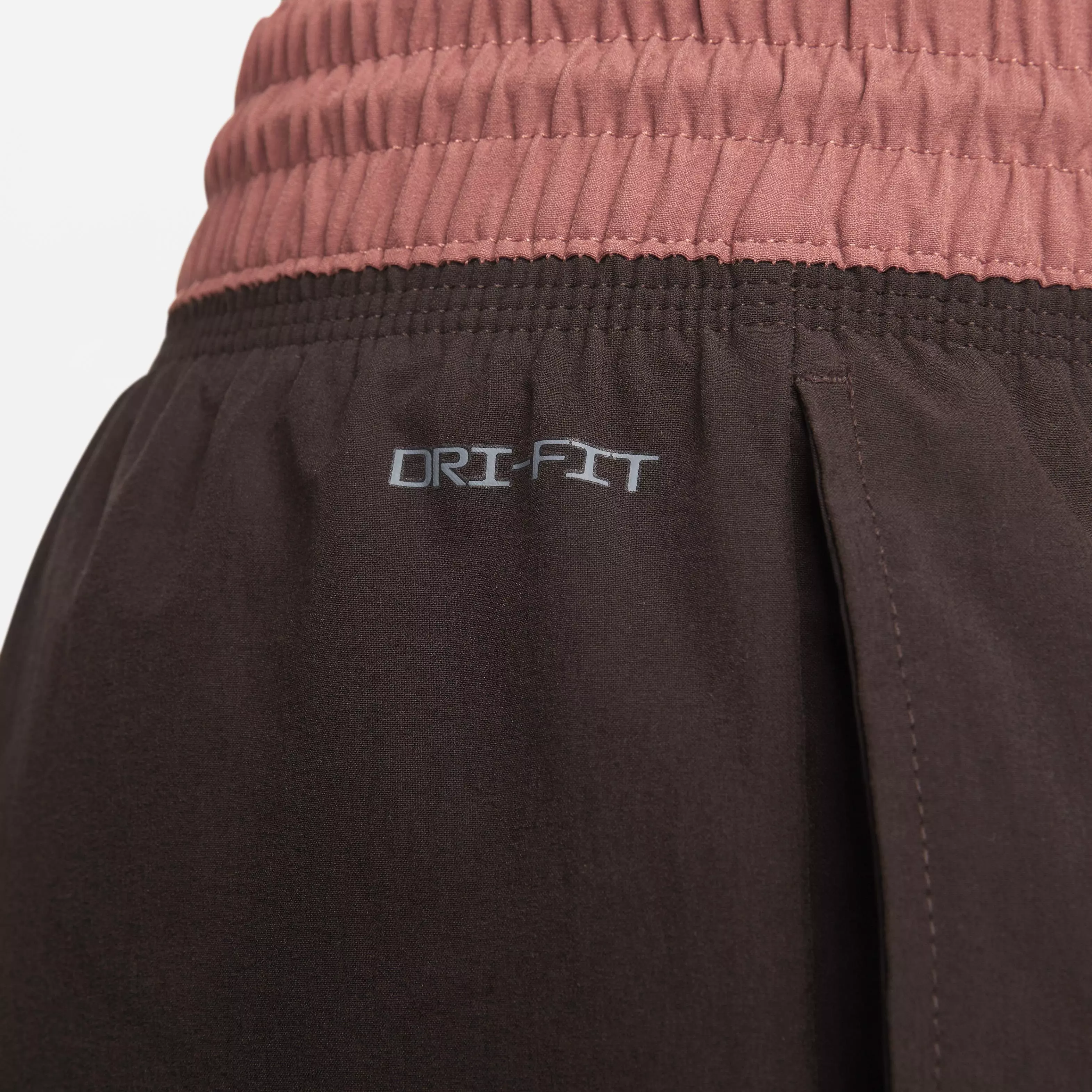 Nike Women's Sportswear Woven Cargo Pants - BROWN